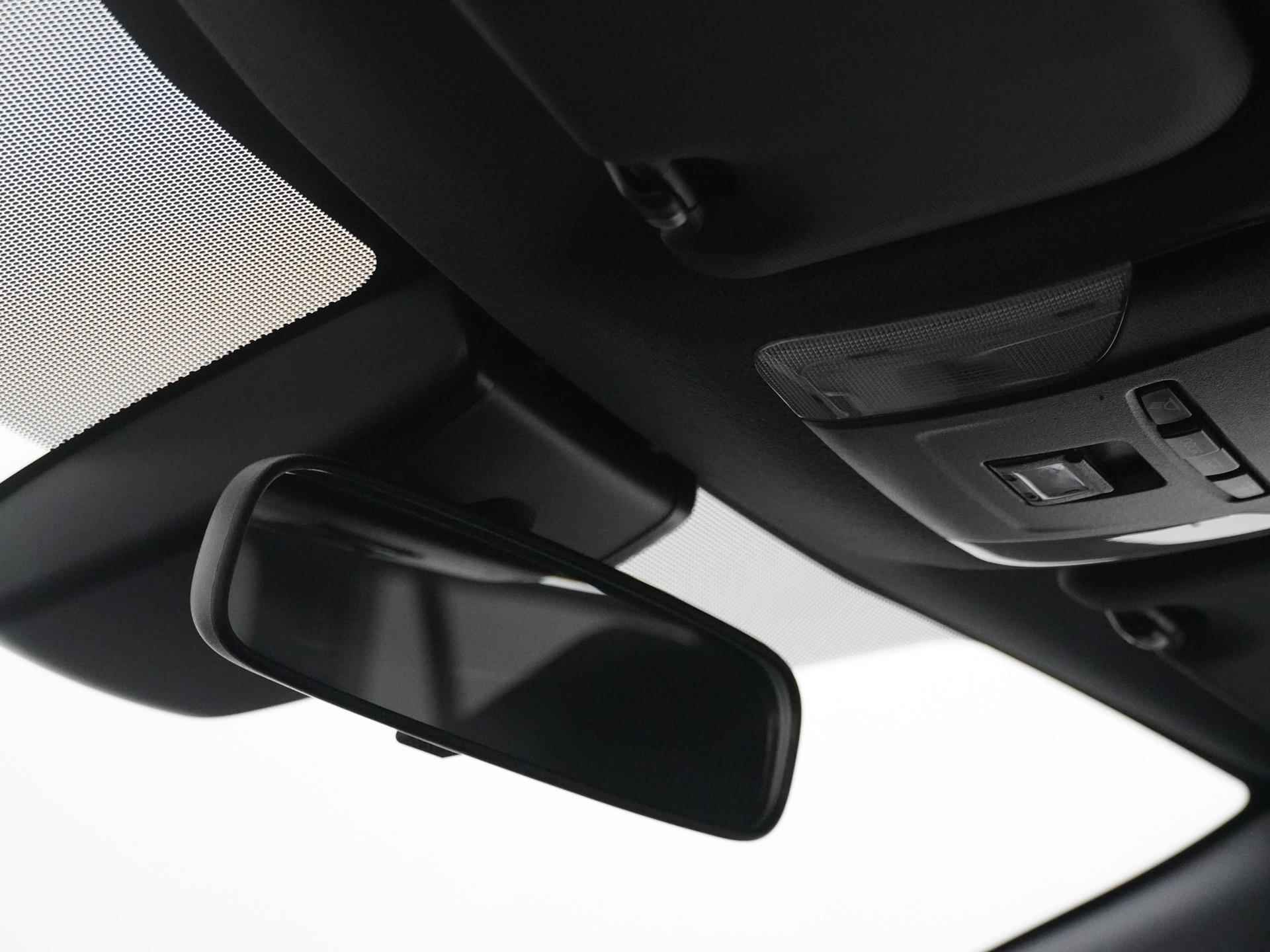 Toyota Corolla Touring Sports 1.2 Turbo Active | Navigatie via Apple Carplay Android auto | Adaptive Cruise Control | Parkeercamera - 28/30
