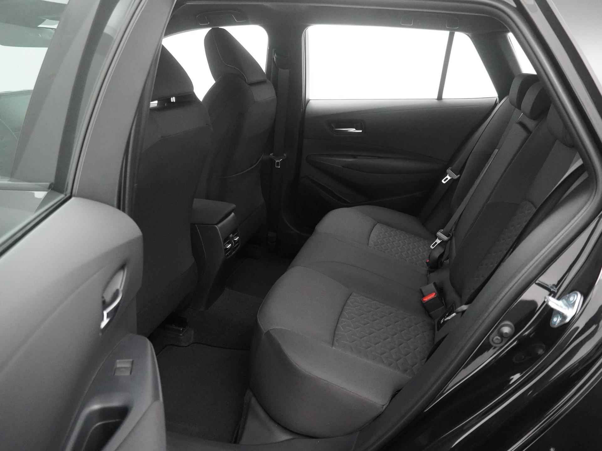 Toyota Corolla Touring Sports 1.2 Turbo Active | Navigatie via Apple Carplay Android auto | Adaptive Cruise Control | Parkeercamera - 14/30
