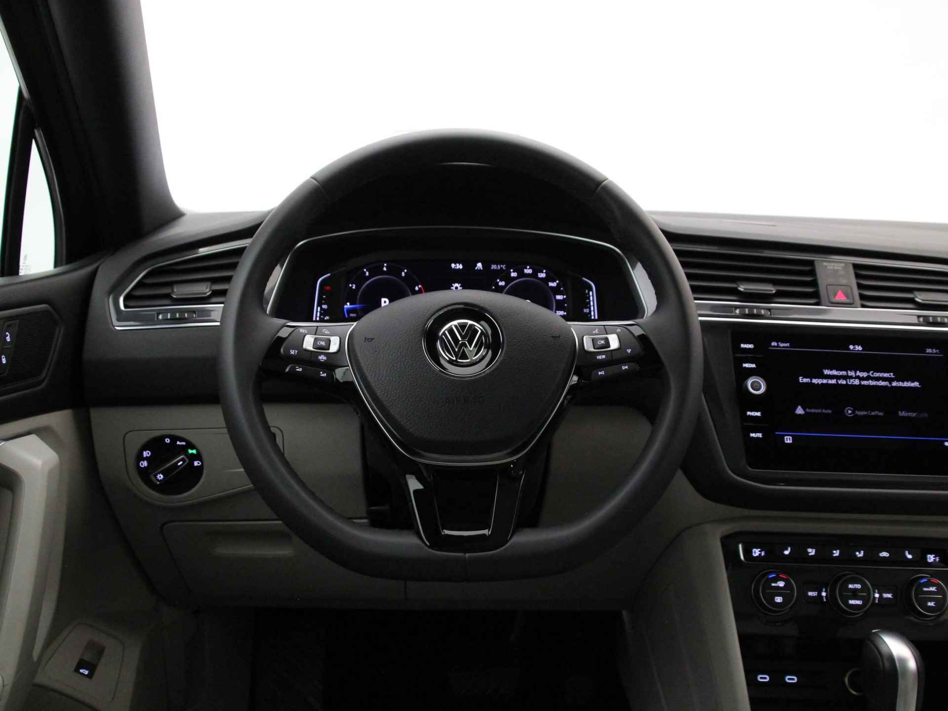 Volkswagen Tiguan Allspace 2.0 TSI 4Motion Highline 7p. | Panoramadak | Head-Up Display | Vol-Leder | Apple Carplay/Android Auto | Camera | Stoelverwarming | Rijklaarprijs! - 15/33