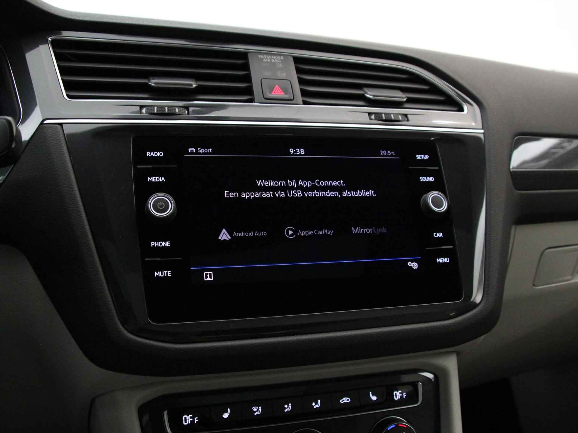 Volkswagen Tiguan Allspace 2.0 TSI 4Motion Highline 7p. | Panoramadak | Head-Up Display | Vol-Leder | Apple Carplay/Android Auto | Camera | Stoelverwarming | Rijklaarprijs! - 17/33
