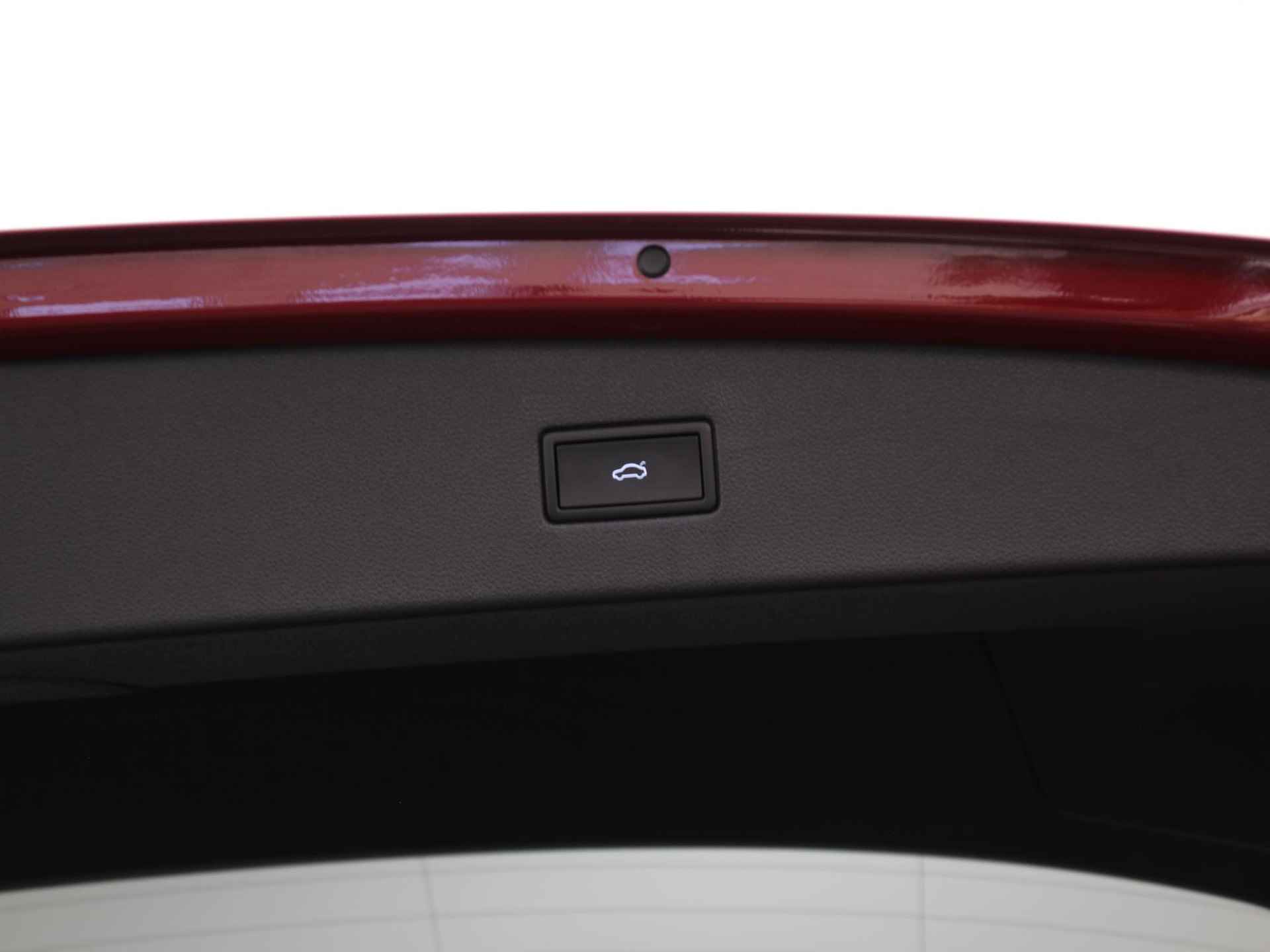 Volkswagen Tiguan Allspace 2.0 TSI 4Motion Highline 7p. | Panoramadak | Head-Up Display | Vol-Leder | Apple Carplay/Android Auto | Camera | Stoelverwarming | Rijklaarprijs! - 28/33
