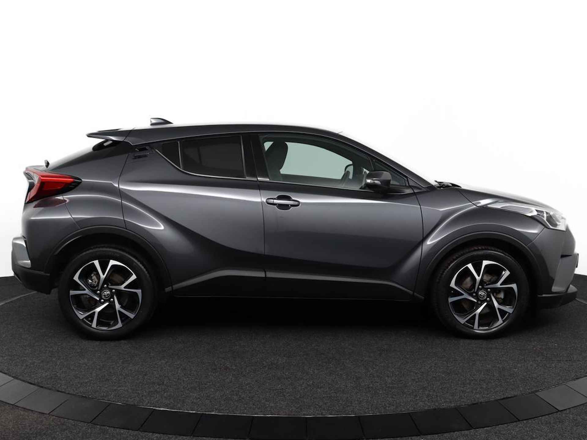 Toyota C-HR 1.2 Dynamic | Automaat | 1100 KG Trekvermogen | Navigatie | - 13/52