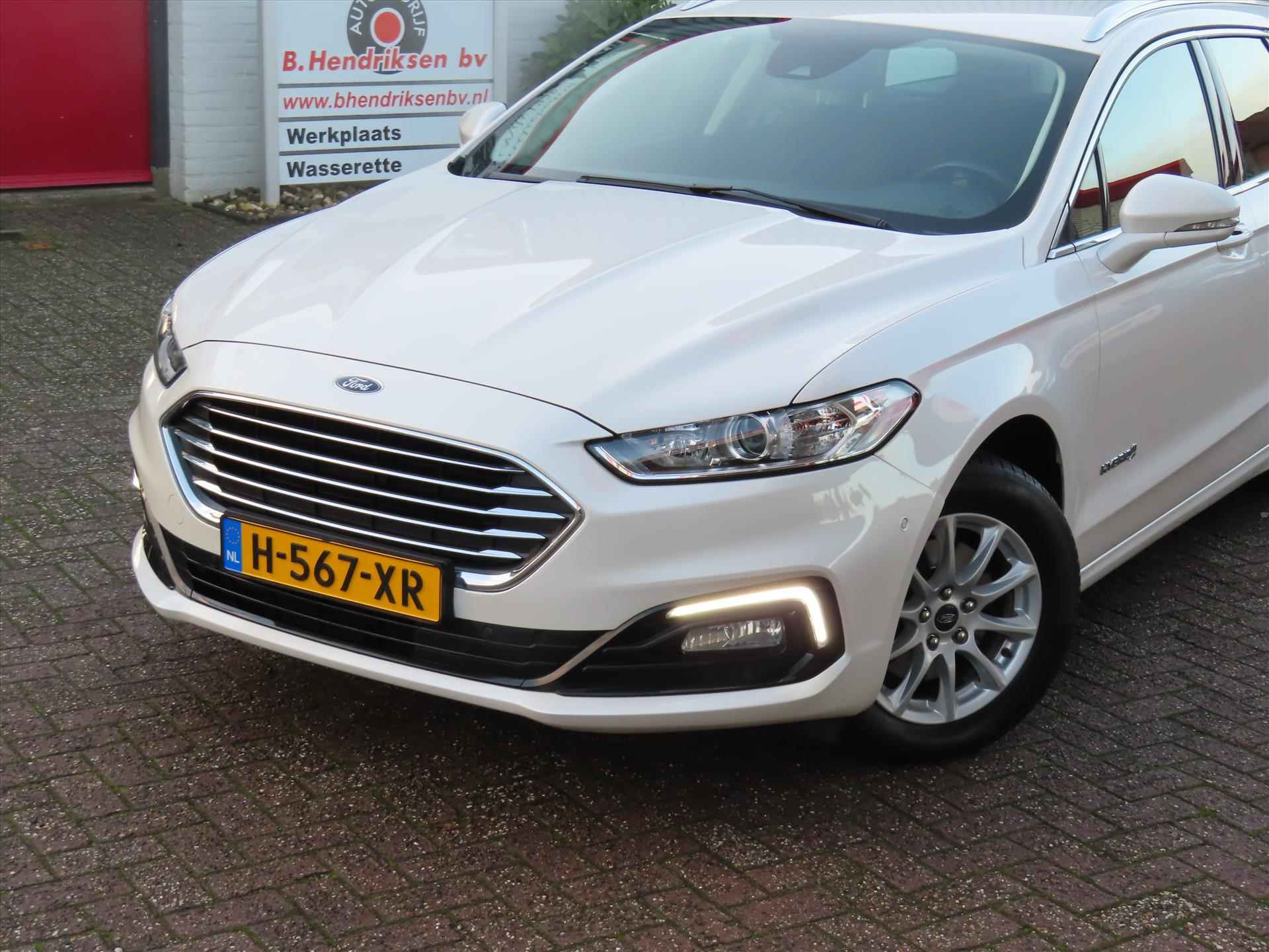 Ford Mondeo Wagon 2.0 HEV 187pk eCVT Titanium/ Parelmoer wit/ Adaptieve cruise/ Keyless entry/ Camera achter/ Navi/ DAB/ Apple Carplay/ 1 Eigenaar/ Origineel NL/ NAP - 3/42