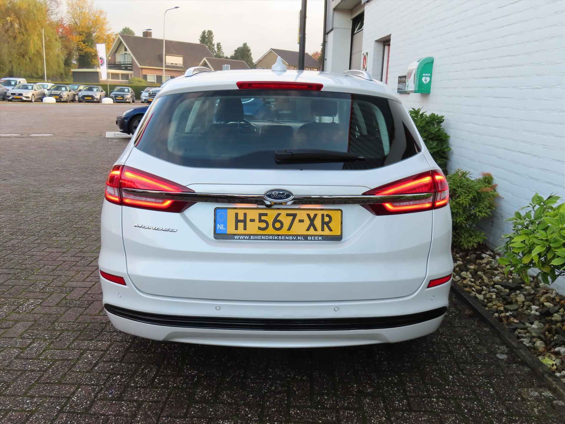 Ford Mondeo Wagon 2.0 HEV 187pk eCVT Titanium/ Parelmoer wit/ Adaptieve cruise/ Keyless entry/ Camera achter/ Navi/ DAB/ Apple Carplay/ 1 Eigenaar/ Origineel NL/ NAP - 7/42