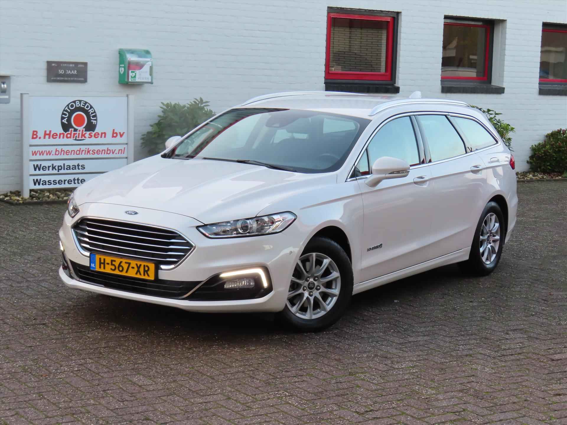 Ford Mondeo Wagon 2.0 HEV 187pk eCVT Titanium/ Parelmoer wit/ Adaptieve cruise/ Keyless entry/ Camera achter/ Navi/ DAB/ Apple Carplay/ 1 Eigenaar/ Origineel NL/ NAP - 39/42