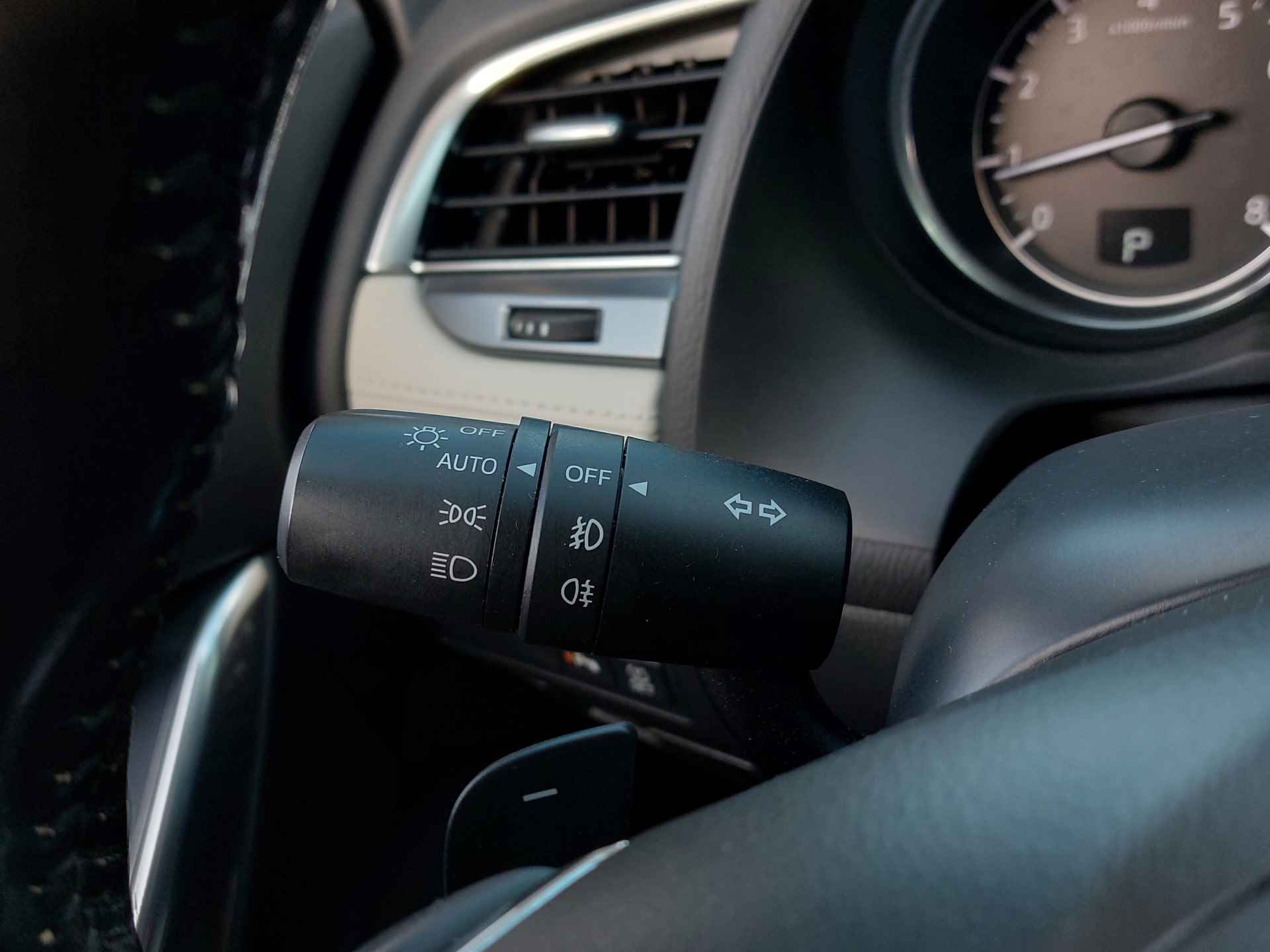 Mazda 6 2.5 Skyactiv-G 192pk Automaat GT-M | Navi+Apple Carplay | Leder+Verwarmd+Elek.Verstel | Schuifdak | Adap.Cruise | Head-Up |  Pdc V+A+Camera | Keyless Entry | Dodehoek+Rijstrooksensor | 19''lm - 23/52