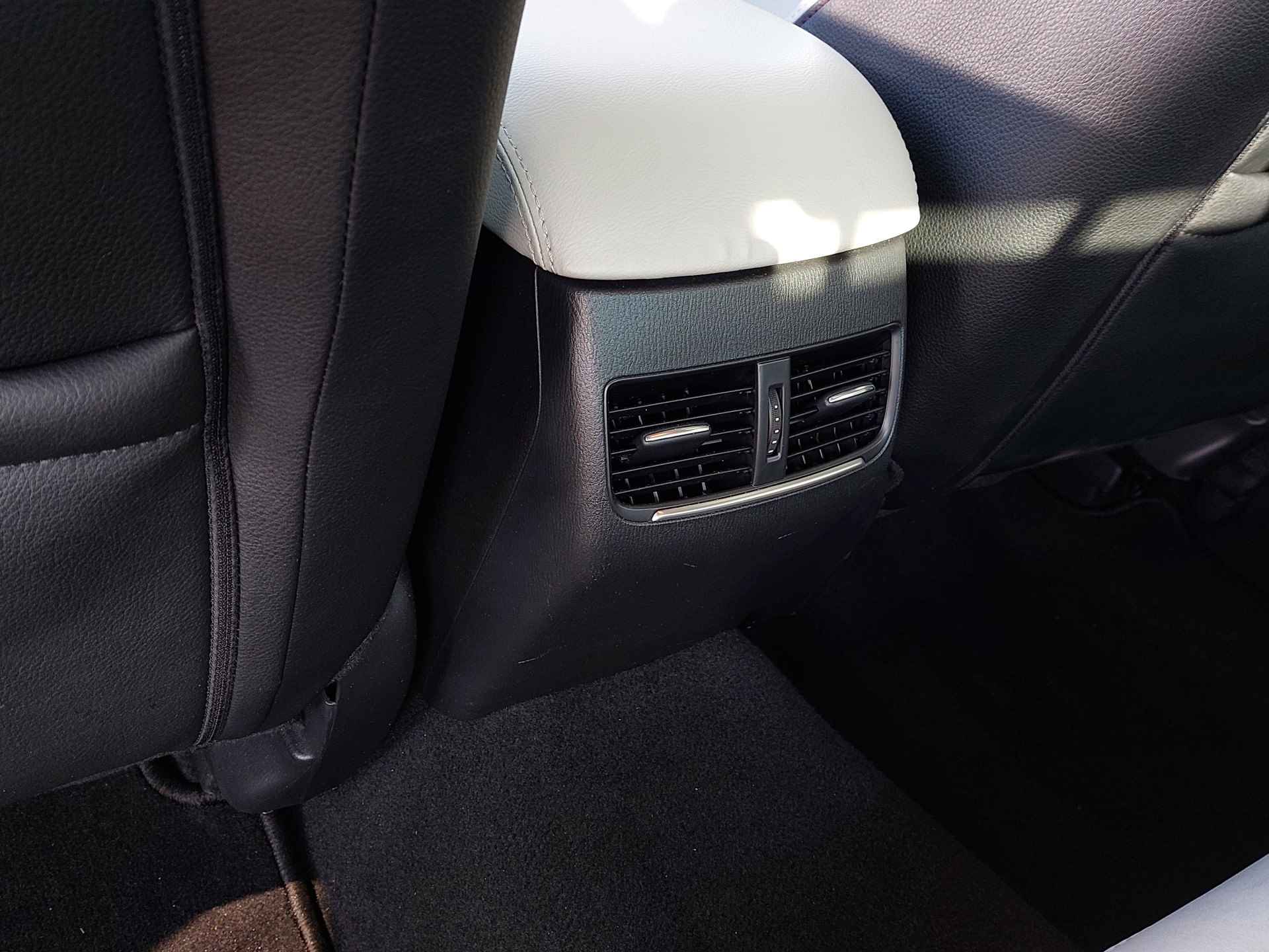 Mazda 6 2.5 Skyactiv-G 192pk Automaat GT-M | Navi+Apple Carplay | Leder+Verwarmd+Elek.Verstel | Schuifdak | Adap.Cruise | Head-Up |  Pdc V+A+Camera | Keyless Entry | Dodehoek+Rijstrooksensor | 19''lm - 32/52