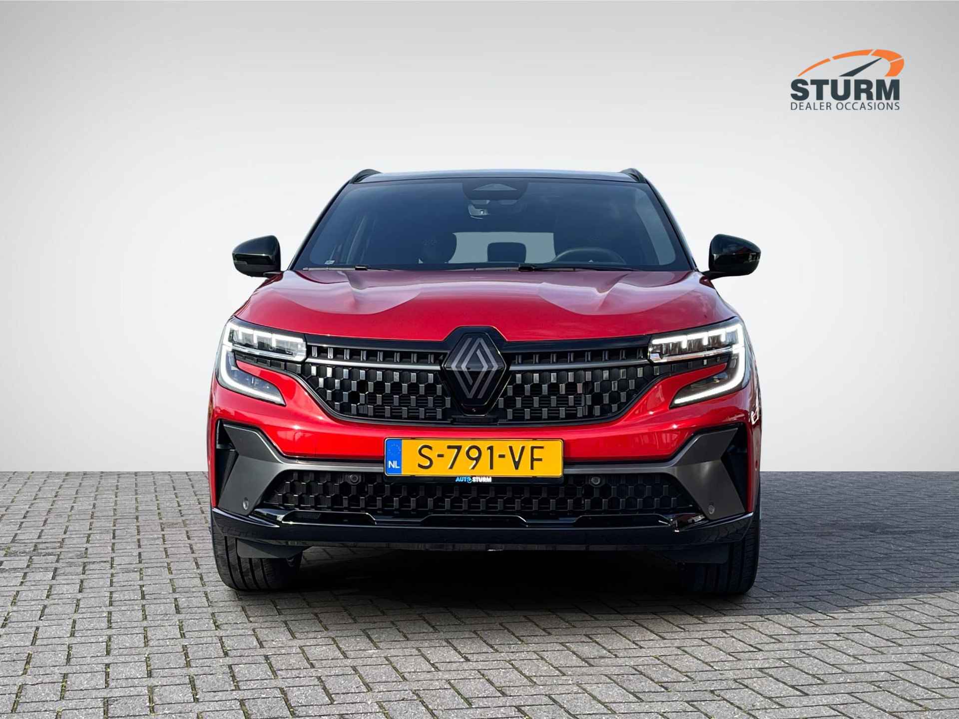 Renault Austral 1.2 E-Tech Hybrid 200 Iconic Esprit Alpine | Panoramadak | Harman/Kardon | Head-Up Display | 4Control | Stuur- + Stoelverwarming | Rijklaarprijs! - 2/35