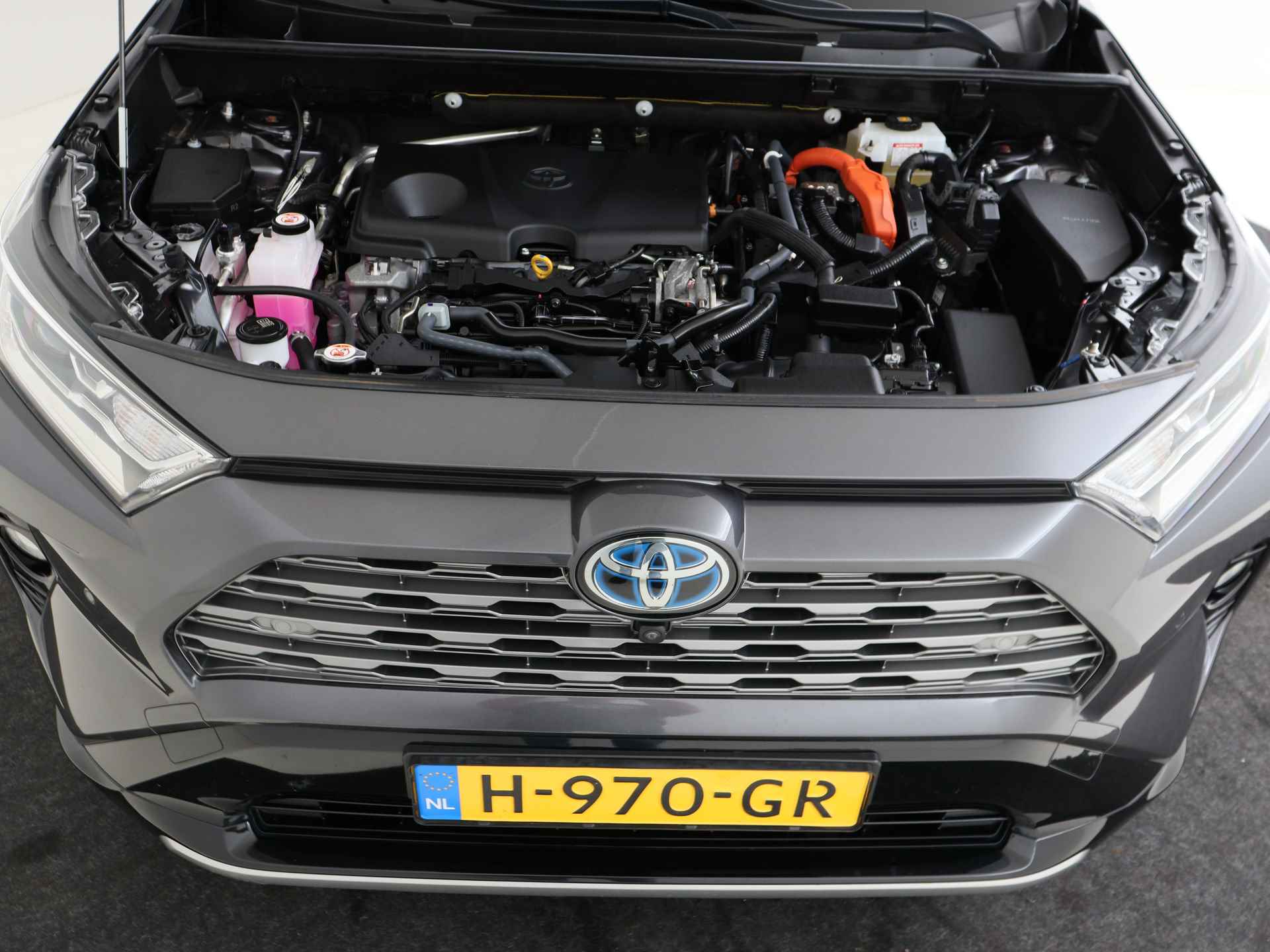 Toyota RAV4 2.5 Hybrid AWD Bi-Tone | JBL | Navigatie | 360 Camera | Trekhaak | Parkeersensoren | Half leder | - 42/51