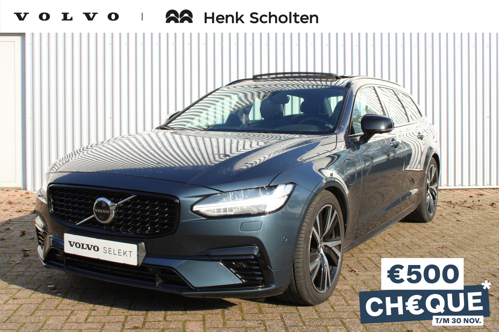 Volvo V90 2.0 T6 Recharge AWD Ultimate Dark, Panoramadak, Google Services, 360" camera, Bowers & Wilkins Premium Audio, Geïntegreerde kinderzitjes achterbank, Geheugenfunctie in voorstoelen, Stoelverwarming voorzijde, Stuurwielverwarming,