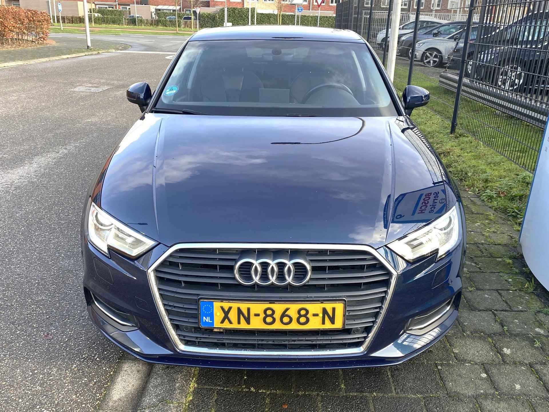 Audi A3 Limousine 1.6 TDi S-Tronic Sport S Line Edition met o.a. navigatie, LED, ambiente verlichting interieur, park assist, etc. - 9/30