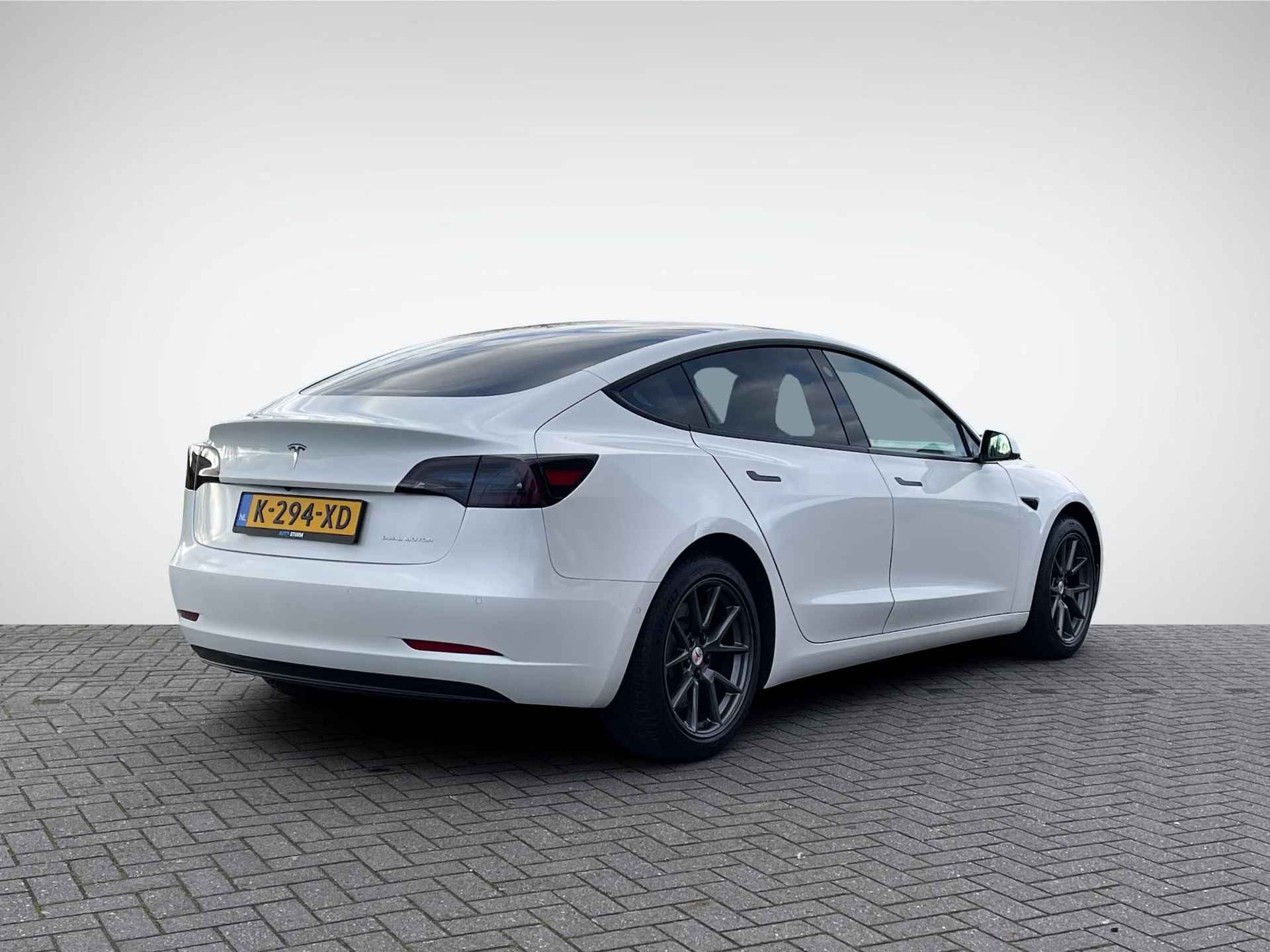 Tesla Model 3 Long Range AWD 75 kWh Dualmotor | Panoramadak | Vol-Leder Wit | Multicoat Lak | S0toelverwarming | Dashcam | Adapt. Cruise Control | Rijklaarprijs! - 4/30