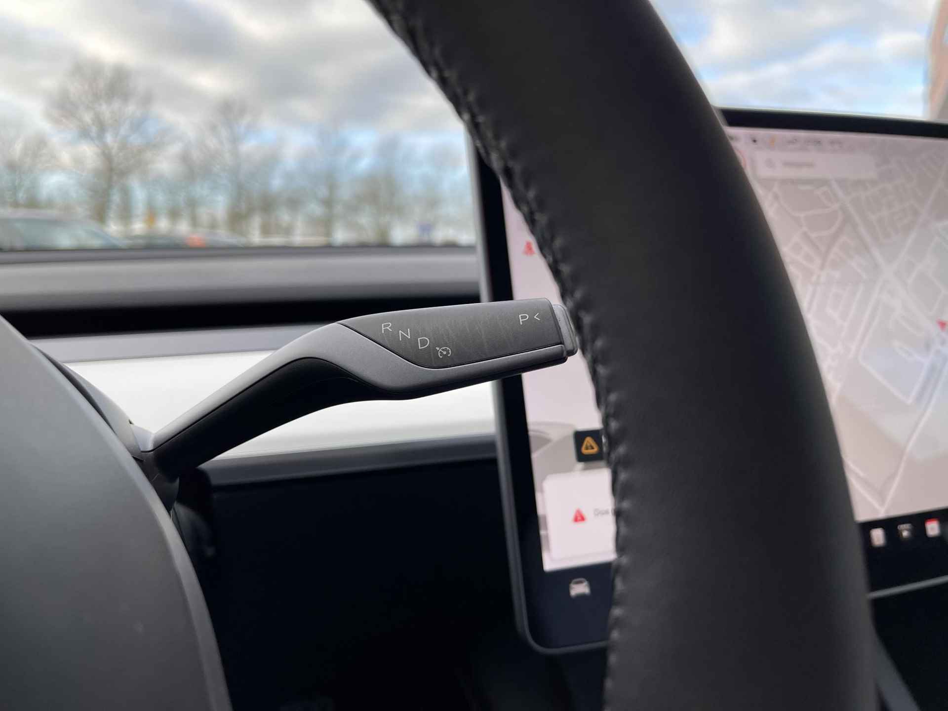 Tesla Model 3 Long Range AWD 75 kWh Dualmotor | Panoramadak | Vol-Leder Wit | Multicoat Lak | S0toelverwarming | Dashcam | Adapt. Cruise Control | Rijklaarprijs! - 21/30