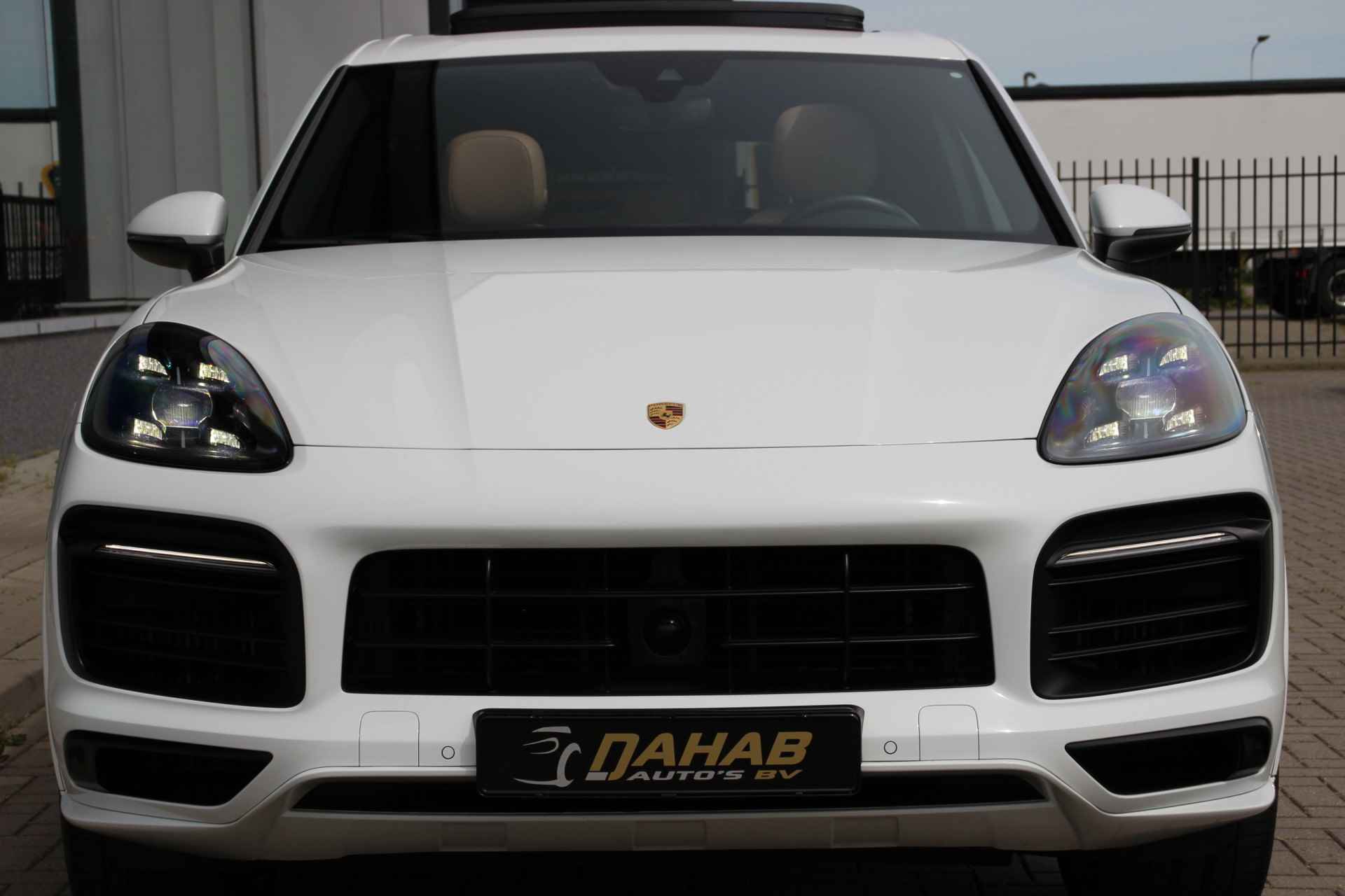 Porsche Cayenne 3.0 | SportDesign | Pano | Luchtvering | Adaptief cruise control | 22" | 340PK - 4/41