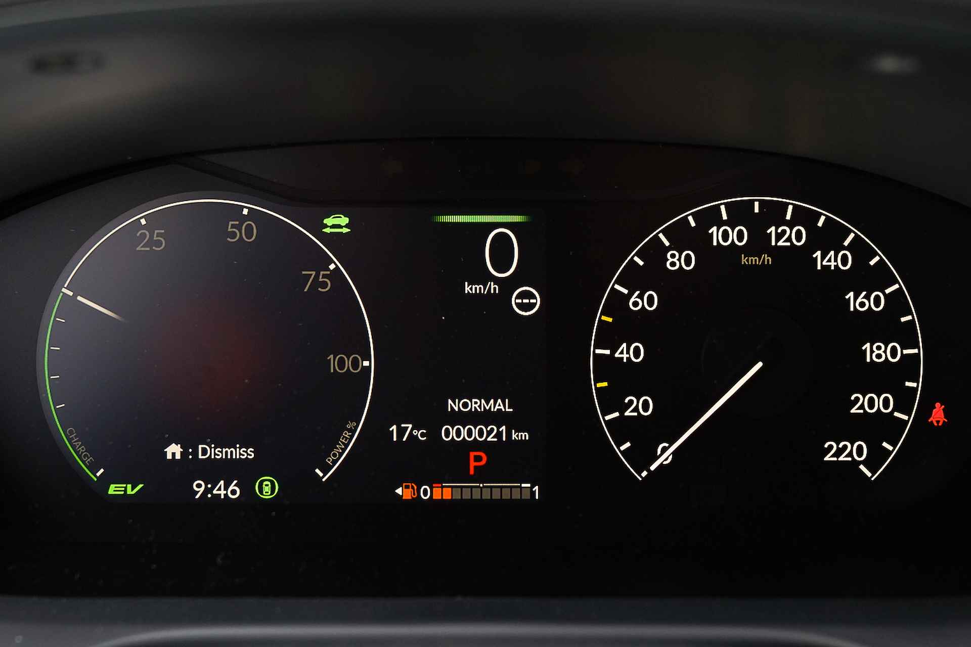 Honda Zr-V 2.0i V-TEC e:HEV ELEGANCE - AUTOMAAT - HYBRID - VOORRAAD AKTIE - 16/55