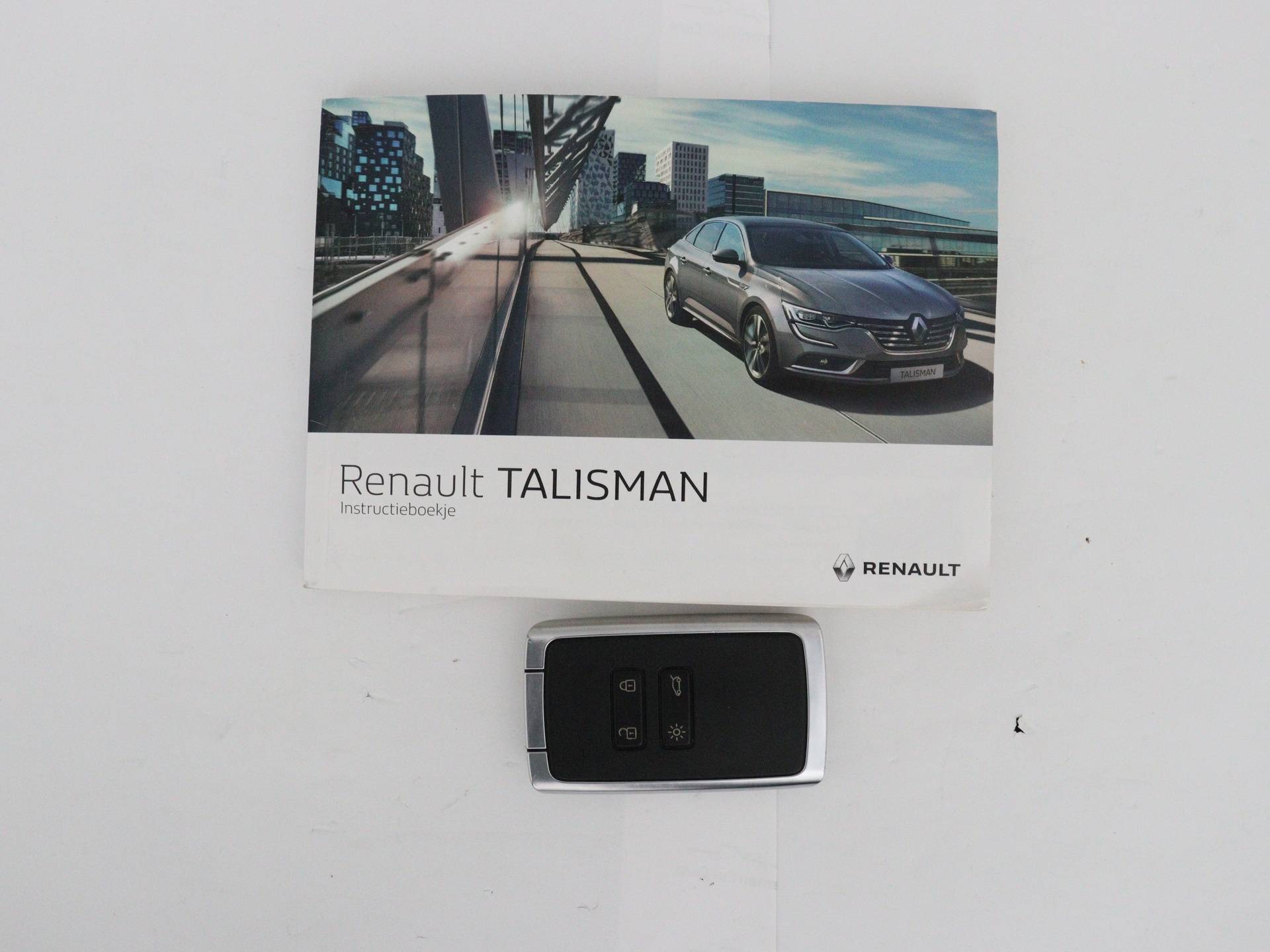 Renault Talisman Estate TCe 160PK Limited / NAVIGATIE / 1800KG trekgewicht - 10/40