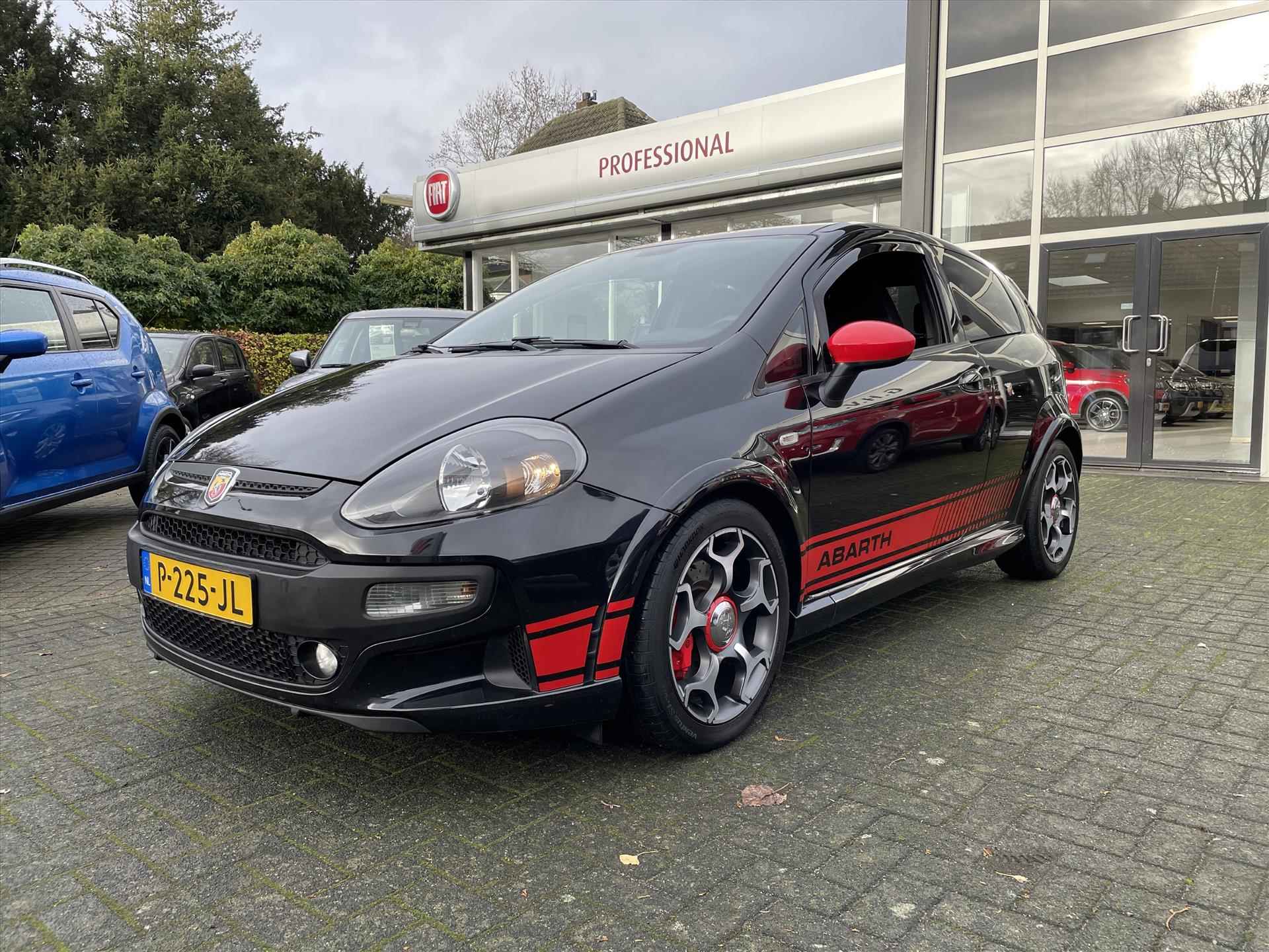 ABARTH Punto 1.4 MultiAir Turbo 180pk Abarth SuperSport - 2/43