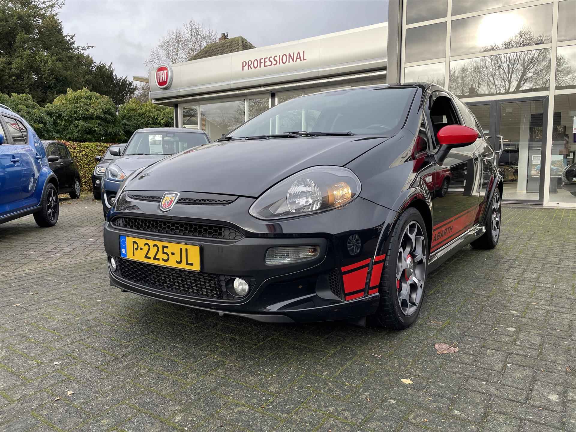 ABARTH Punto 1.4 MultiAir Turbo 180pk Abarth SuperSport - 3/43