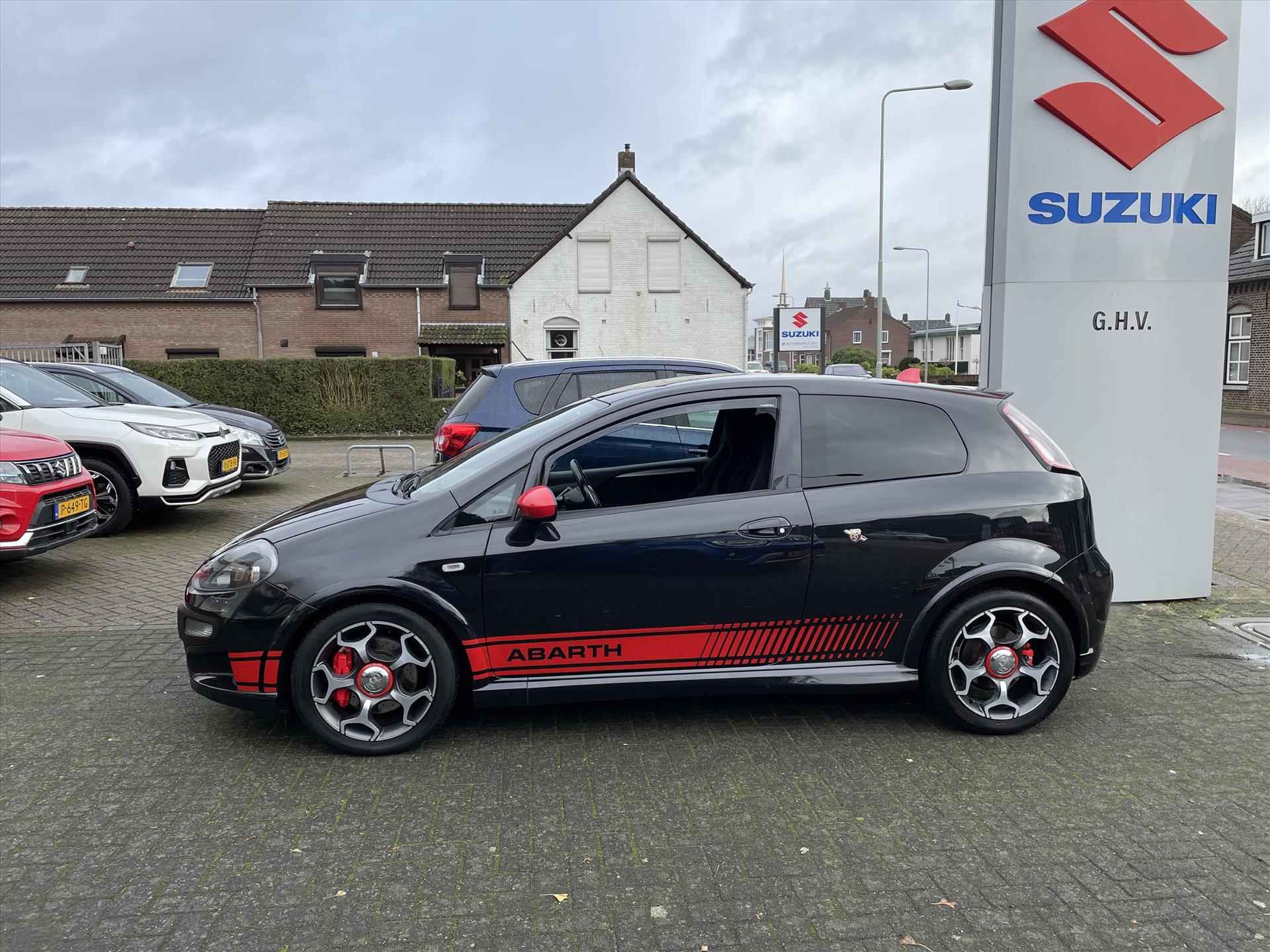 ABARTH Punto 1.4 MultiAir Turbo 180pk Abarth SuperSport - 8/43