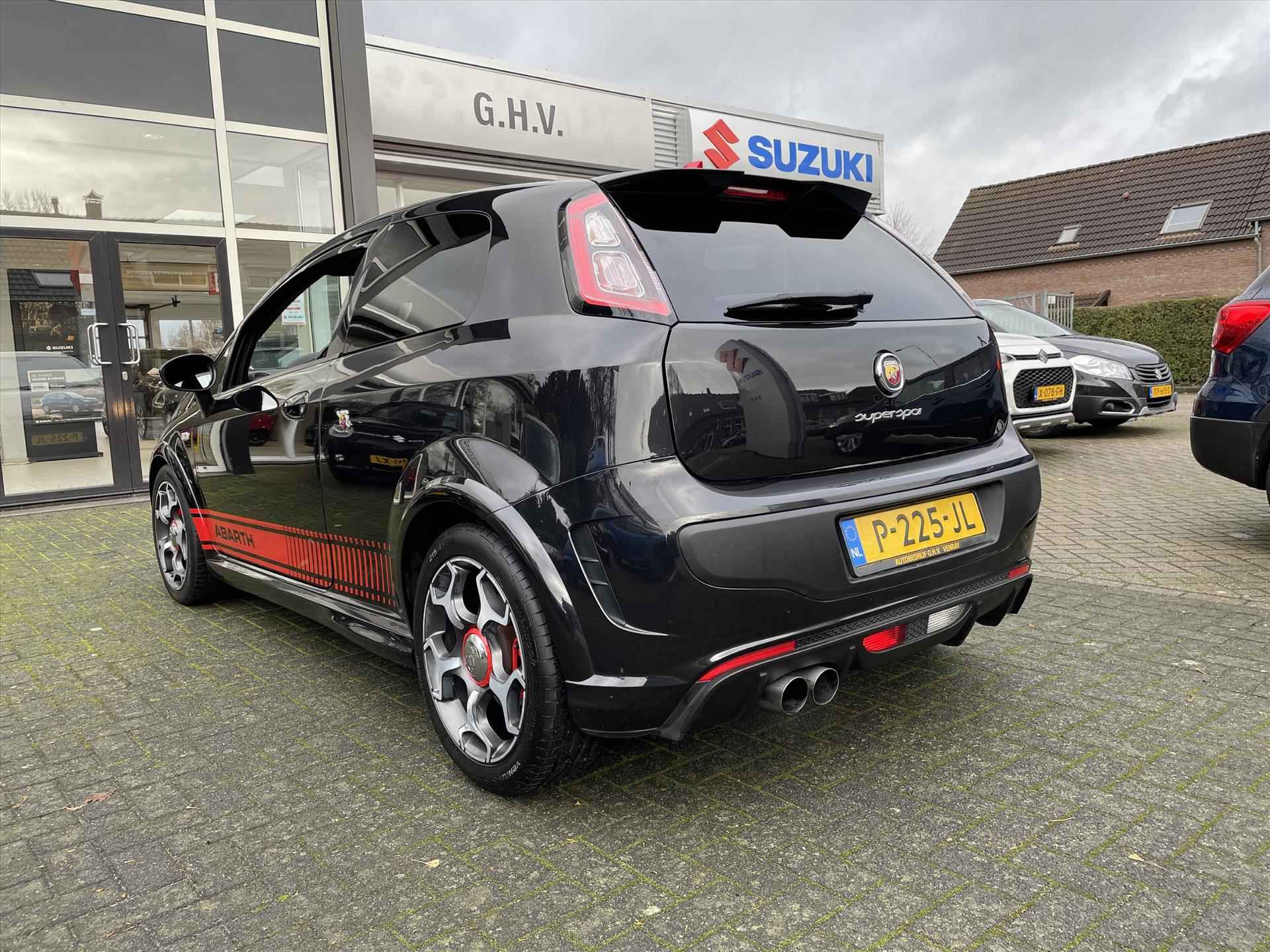 ABARTH Punto 1.4 MultiAir Turbo 180pk Abarth SuperSport - 10/43