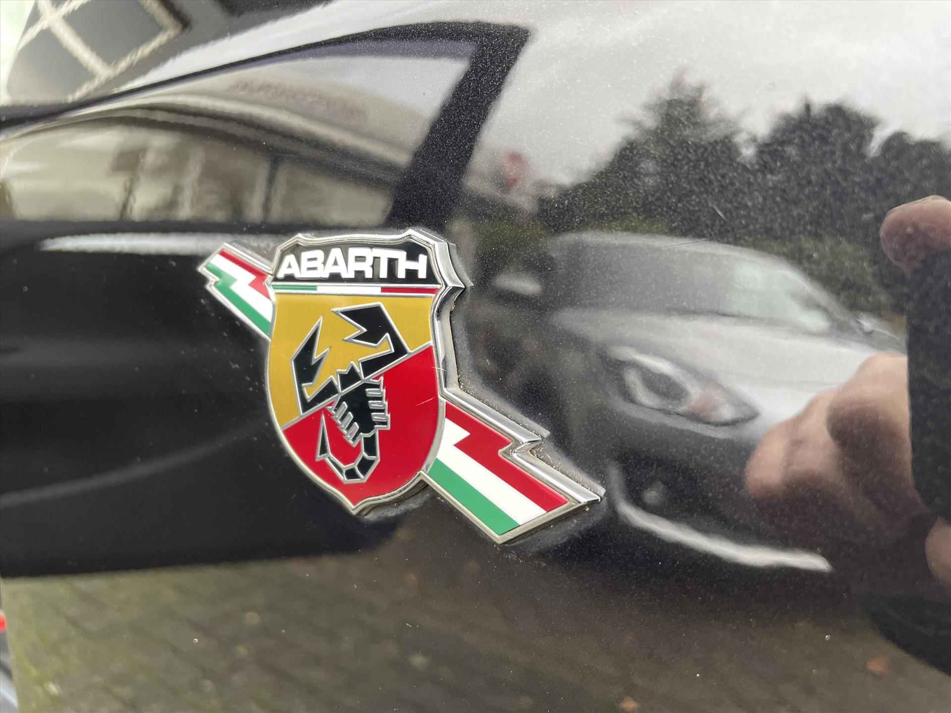 ABARTH Punto 1.4 MultiAir Turbo 180pk Abarth SuperSport - 14/43