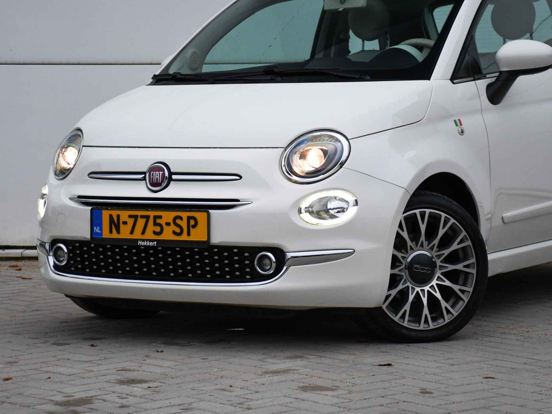 Fiat 500 Lounge 1.2 69pk PANO-DAK | PDC ACHTER | CRUISE.C | 15''LM | DAB | 56.567KM - 2/26