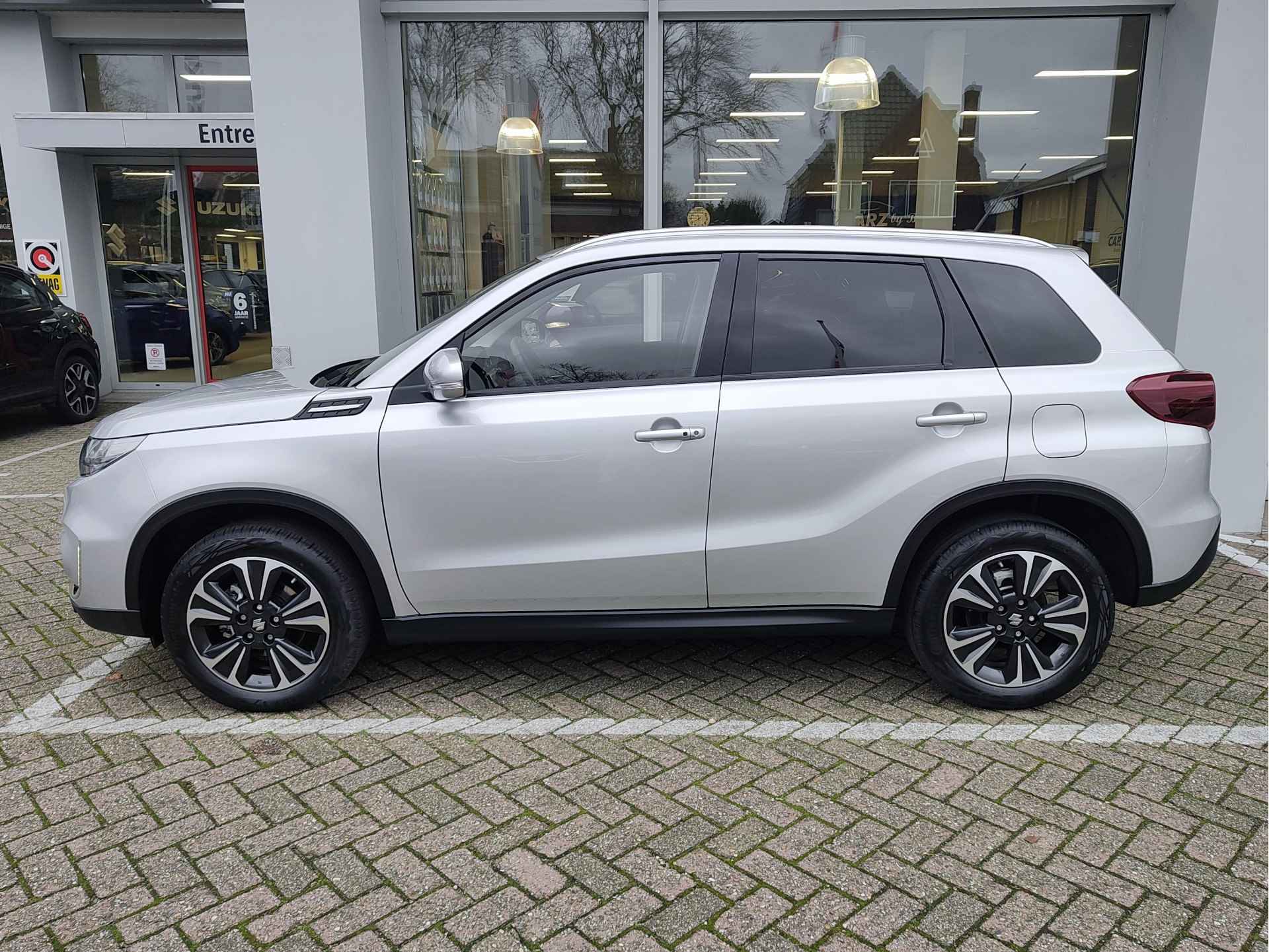 Suzuki Vitara 1.4 BOOSTERJET STYLE SMART HYBRID Alcantara | Dodehoeksensoren | Adaptive Cruise - 3/41