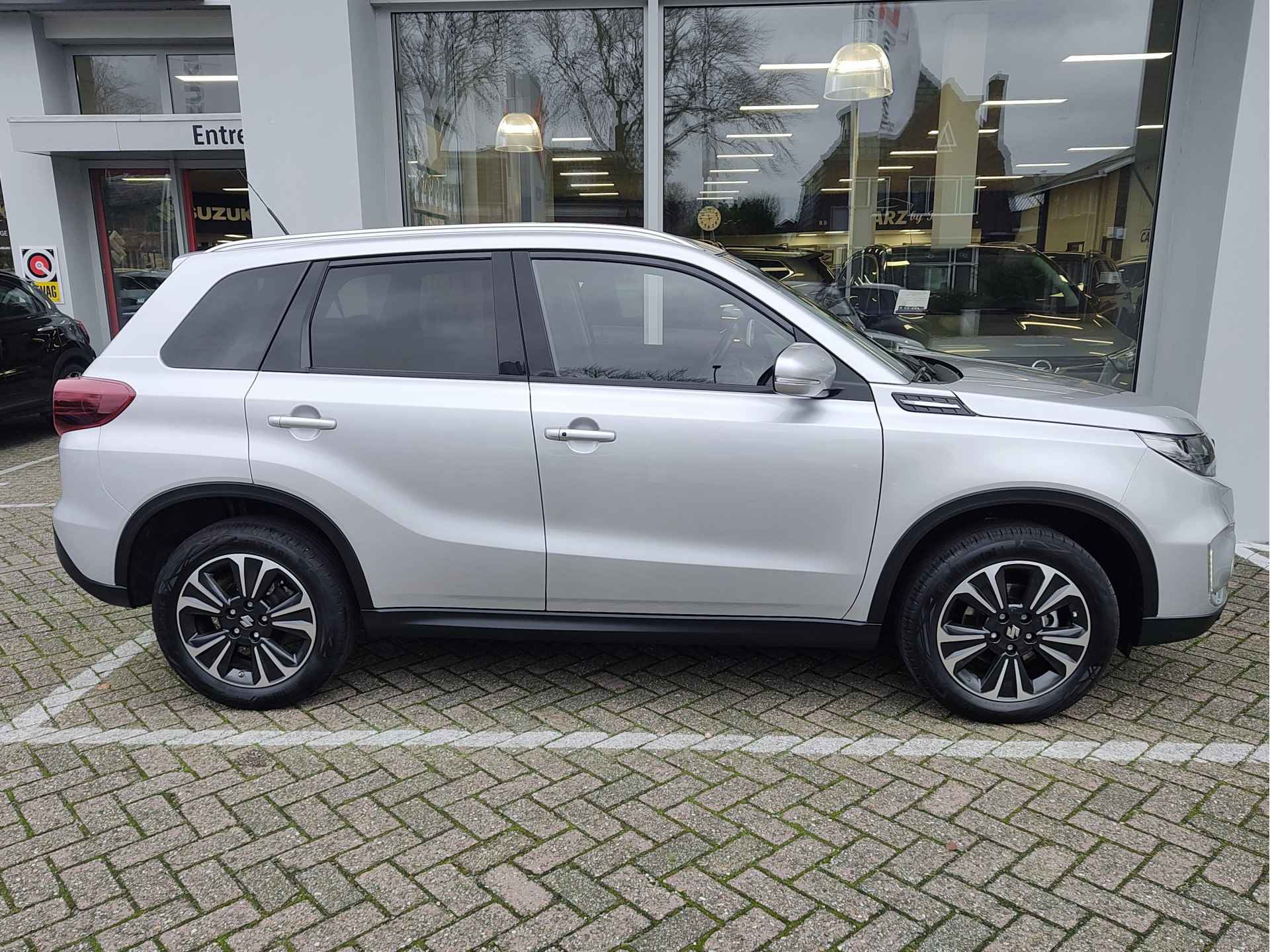 Suzuki Vitara 1.4 BOOSTERJET STYLE SMART HYBRID Alcantara | Dodehoeksensoren | Adaptive Cruise - 7/41