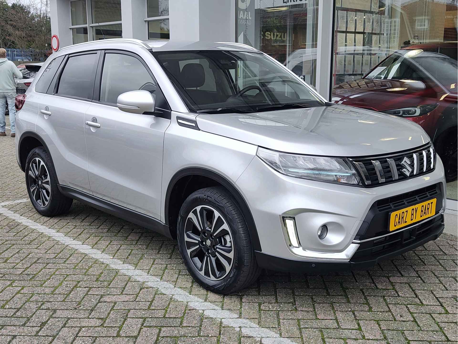 Suzuki Vitara 1.4 BOOSTERJET STYLE SMART HYBRID Alcantara | Dodehoeksensoren | Adaptive Cruise - 8/41