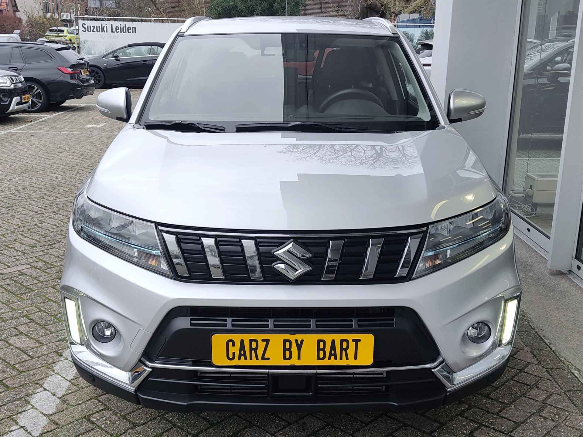 Suzuki Vitara 1.4 BOOSTERJET STYLE SMART HYBRID Alcantara | Dodehoeksensoren | Adaptive Cruise - 9/41