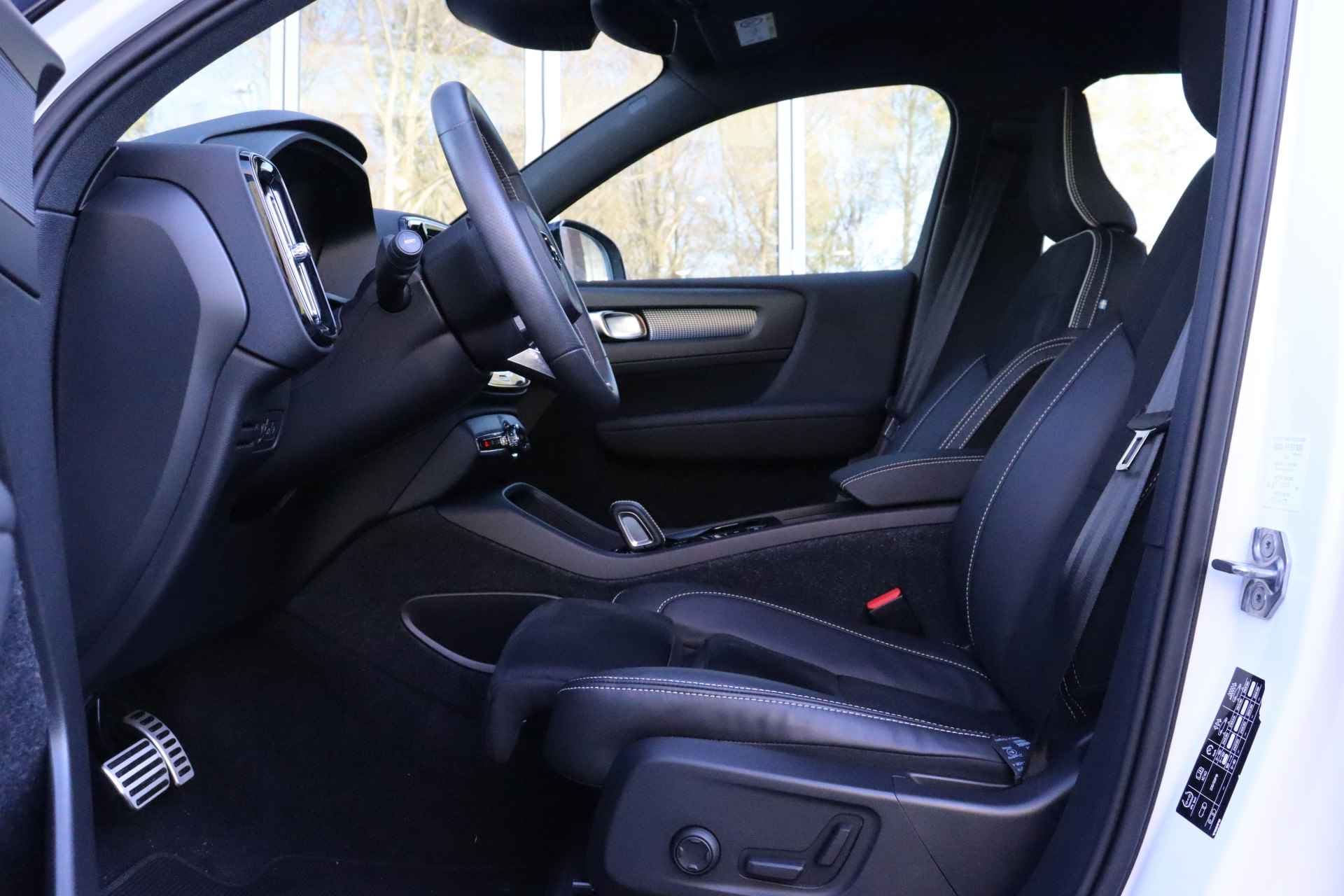 Volvo XC40 T5 Recharge R-Design | Elektrische bestuurdersstoel met geheugen | Stoel en Stuurwielverwarming | Adaptieve Cruise Control | Pil - 19/56