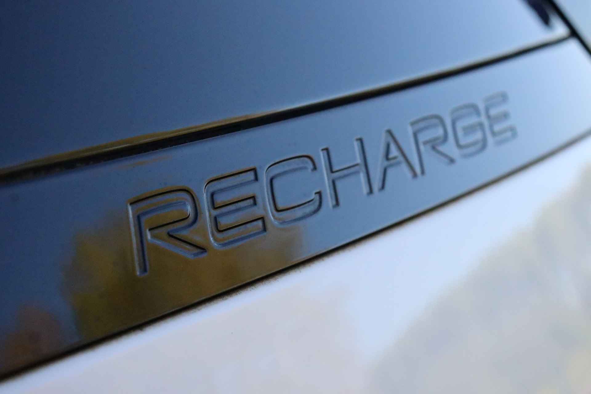 Volvo XC40 T5 Recharge R-Design | Elektrische bestuurdersstoel met geheugen | Stoel en Stuurwielverwarming | Adaptieve Cruise Control | Pil - 49/56