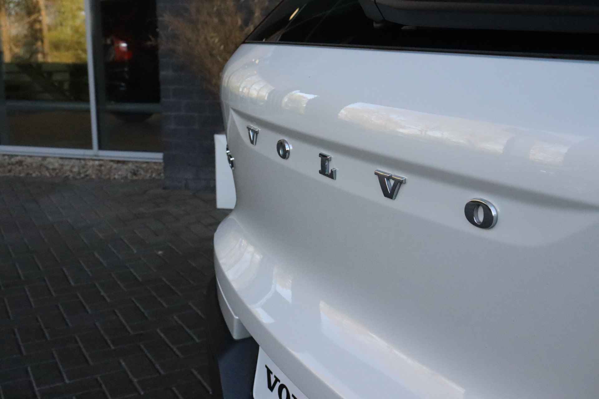 Volvo XC40 T5 Recharge R-Design | Elektrische bestuurdersstoel met geheugen | Stoel en Stuurwielverwarming | Adaptieve Cruise Control | Pil - 52/56