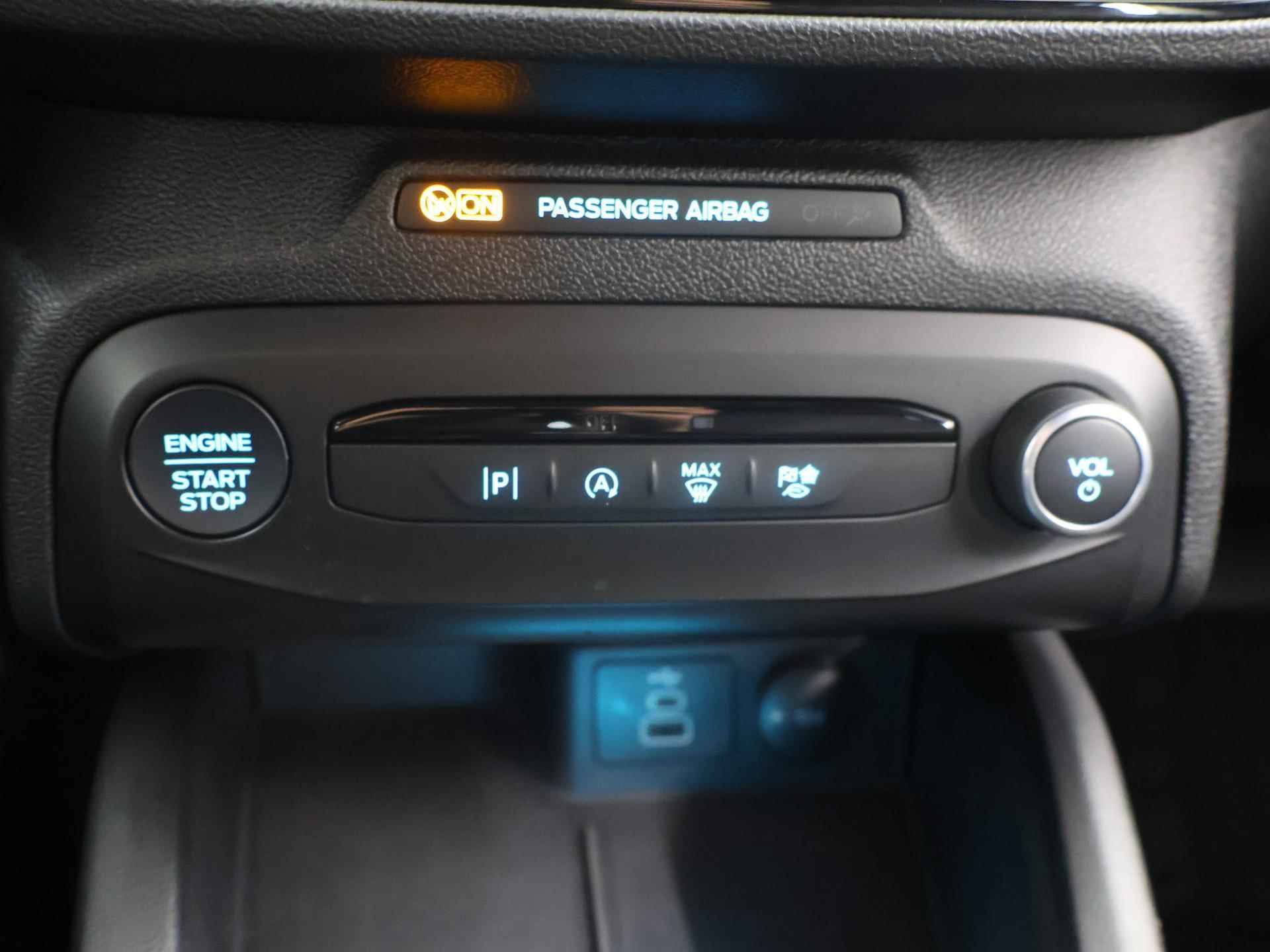 Ford Focus Wagon 1.0 EcoBoost Hybrid Automaat ST Line | Adaptive Cruise Control | Winterpack | Draadloos Apple CarPlay | Parkeercamera | - 25/40