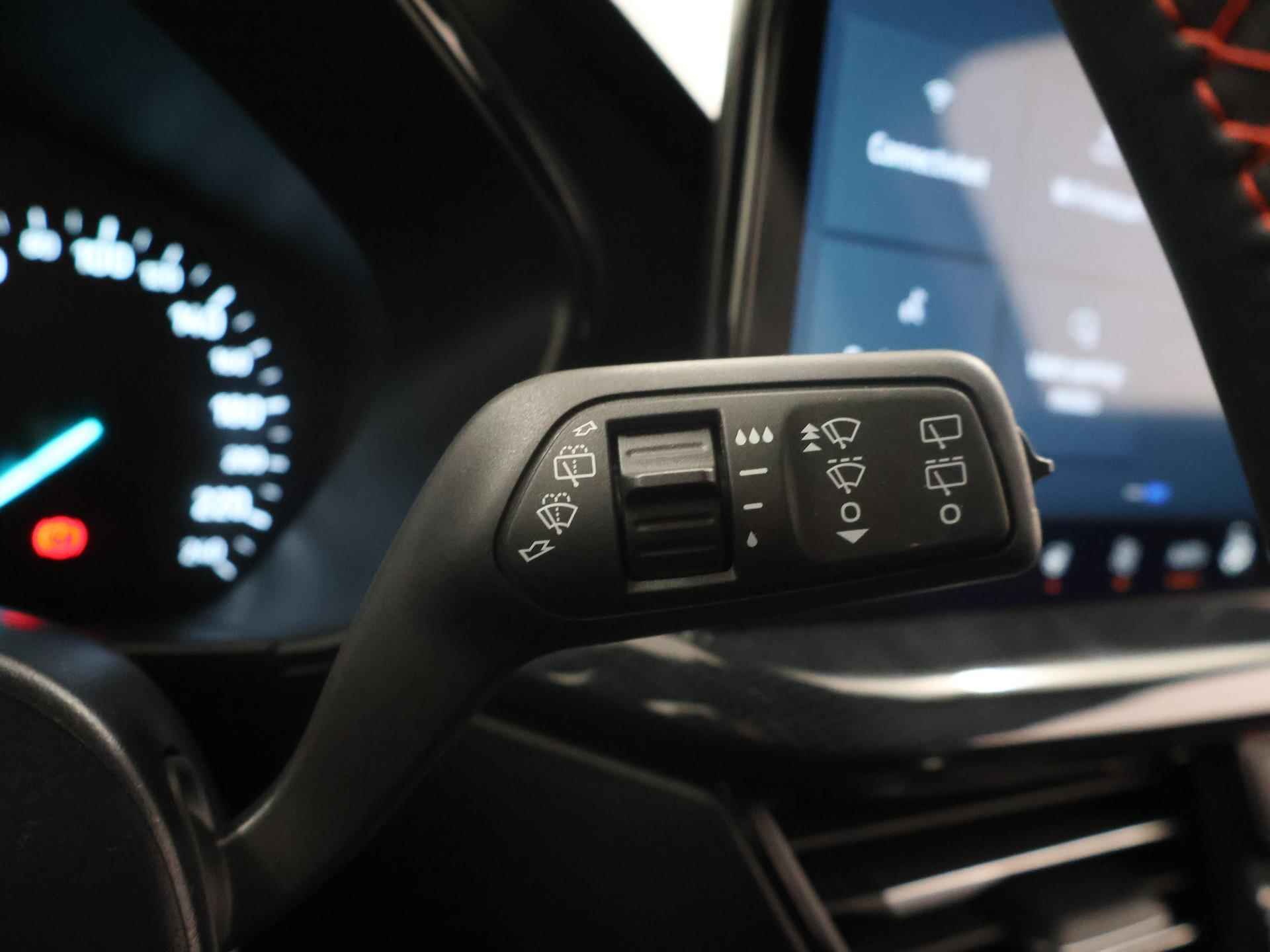 Ford Focus Wagon 1.0 EcoBoost Hybrid Automaat ST Line | Adaptive Cruise Control | Winterpack | Draadloos Apple CarPlay | Parkeercamera | - 30/40