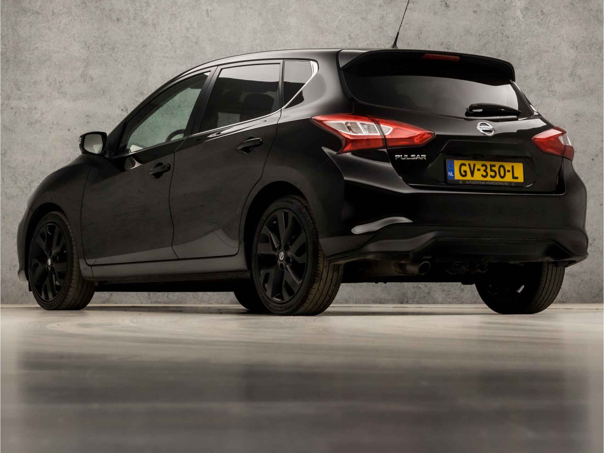 Nissan Pulsar 1.6 DIG-T GT Black Edition Sport 191Pk (NAVIGATIE, 360 CAMERA, STOELVERWARMING, LEDEREN SPORTSTOELEN, GETINT GLAS, KEYLESS, CRUISE, LED KOPLAMPEN, NIEUWSTAAT) - 3/34