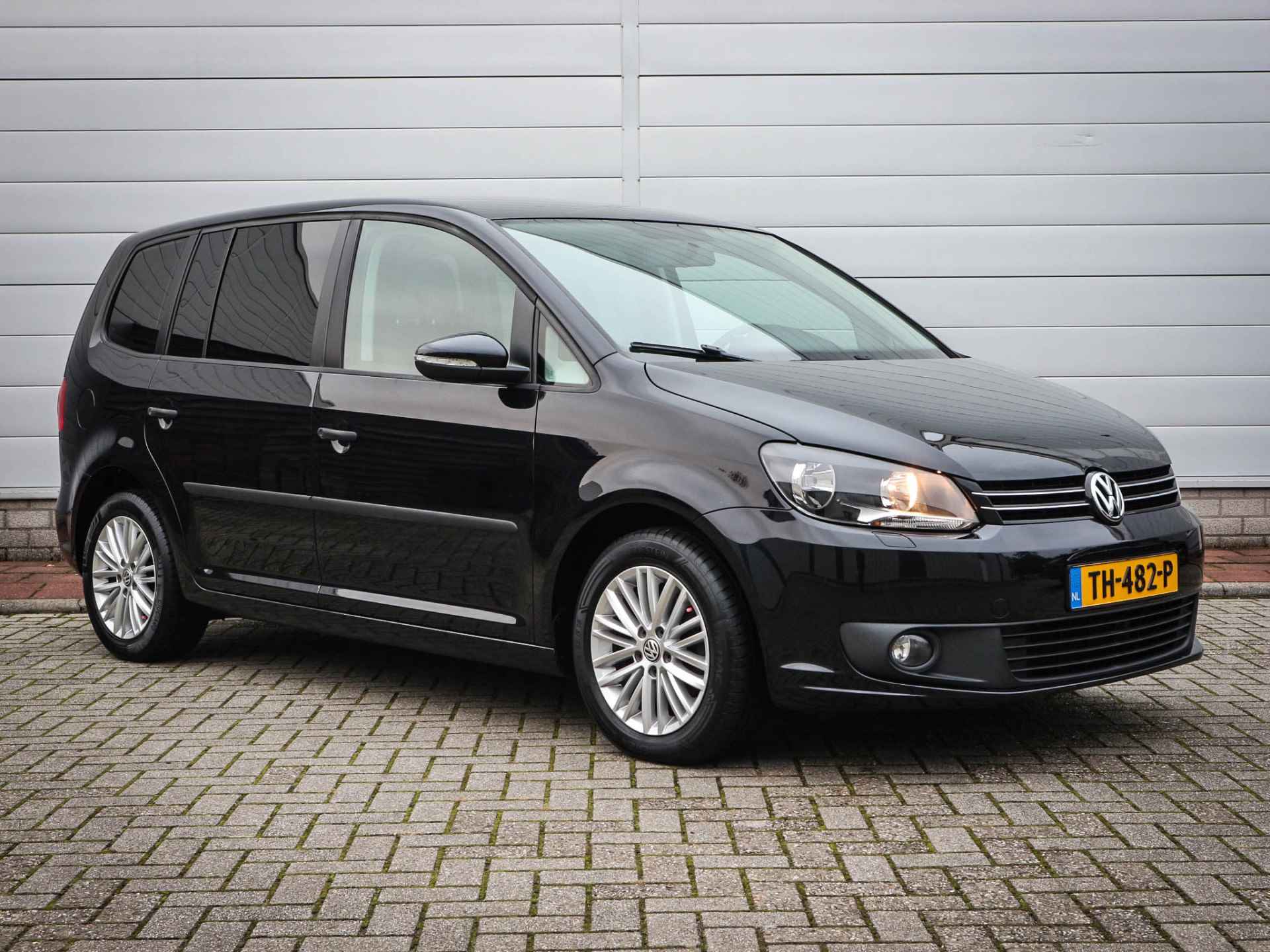 Volkswagen Touran 1.6 TDI Comfortline BlueMotion 7p. | Airco | Navi | Cruise | Lichtmetaal | 7 Persoons | Mistlampen | Trekhaak | - 15/48