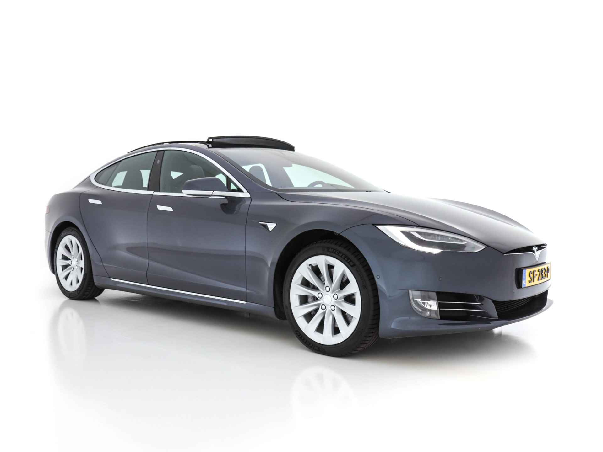 Tesla Model S 100D - 245 Kw AWD [ 3-Fase ] (INCL-BTW) *PANO | VOLLEDER | FULL-LED | VIRTUAL-COCKPIT | SURROUND-VIEW | AUTO-PILOT | AIR-SUSPENSION |  KEYLESS | CRUISE | SPORT-SEATS | 19"ALU* - 1/34