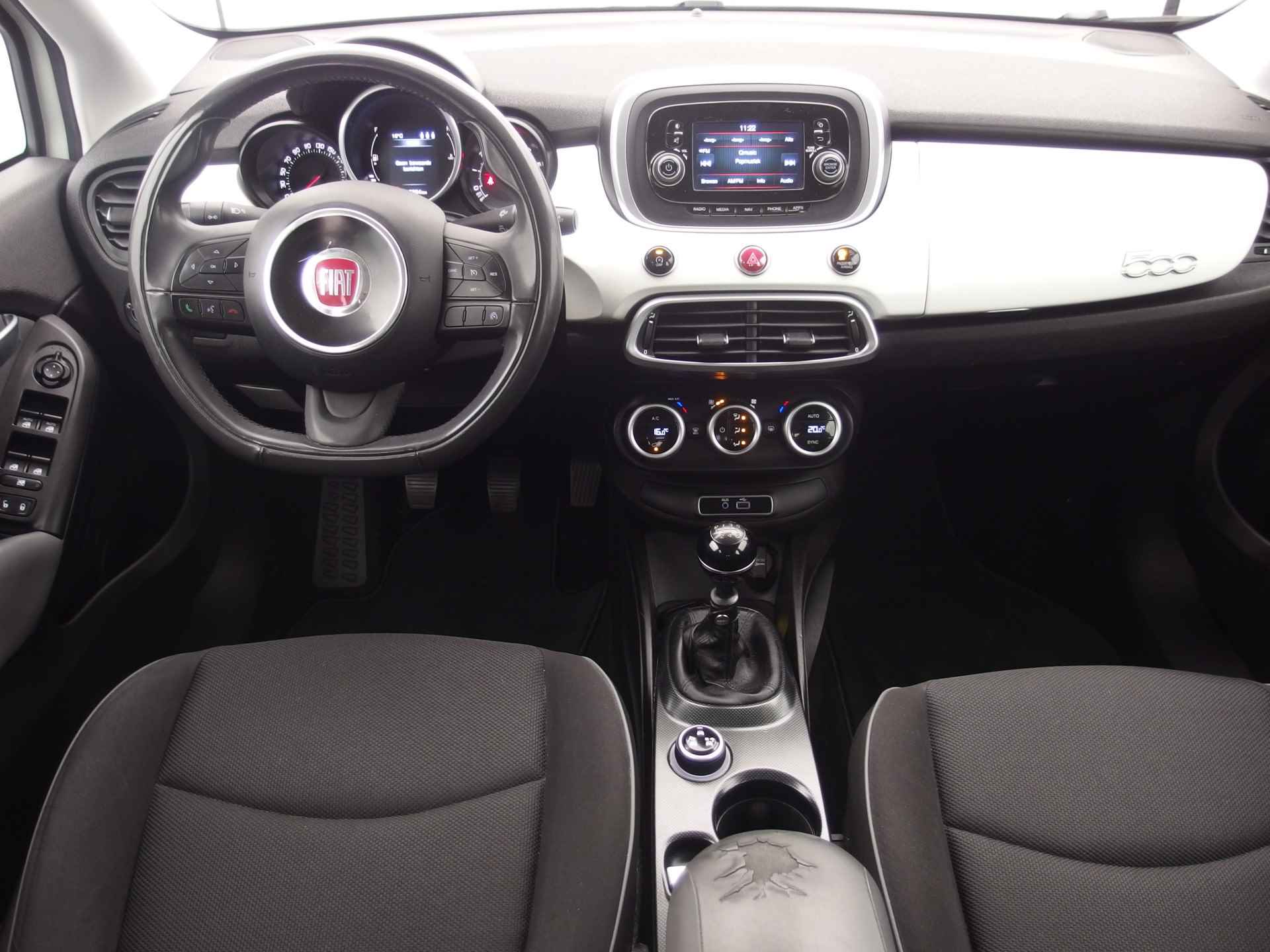 Fiat 500X 1.4 Turbo MultiAir 140PK PopStar TREKHAAK / KEYLESS / CLIMA / PDC / NAVI / BLUETOOTH / CRUISE / DAB+ - 9/50