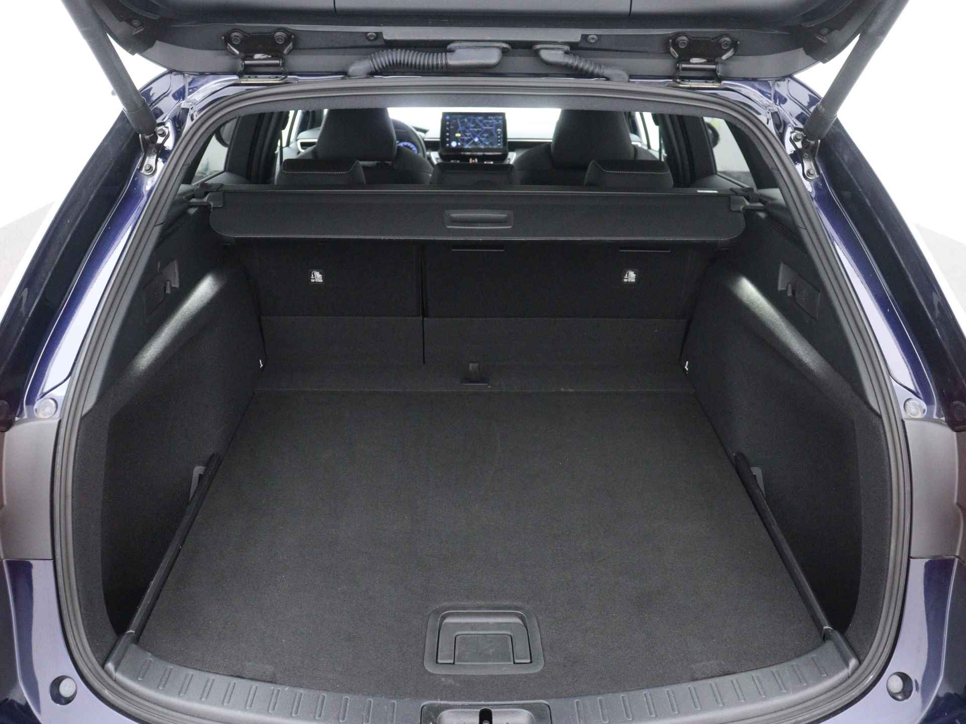 Toyota Corolla Touring Sports 1.8 Hybrid First Edition | Stoelverwarming | Parkeersensoren | Navigatie | Elektrisch bedienbare achterklep | - 37/45