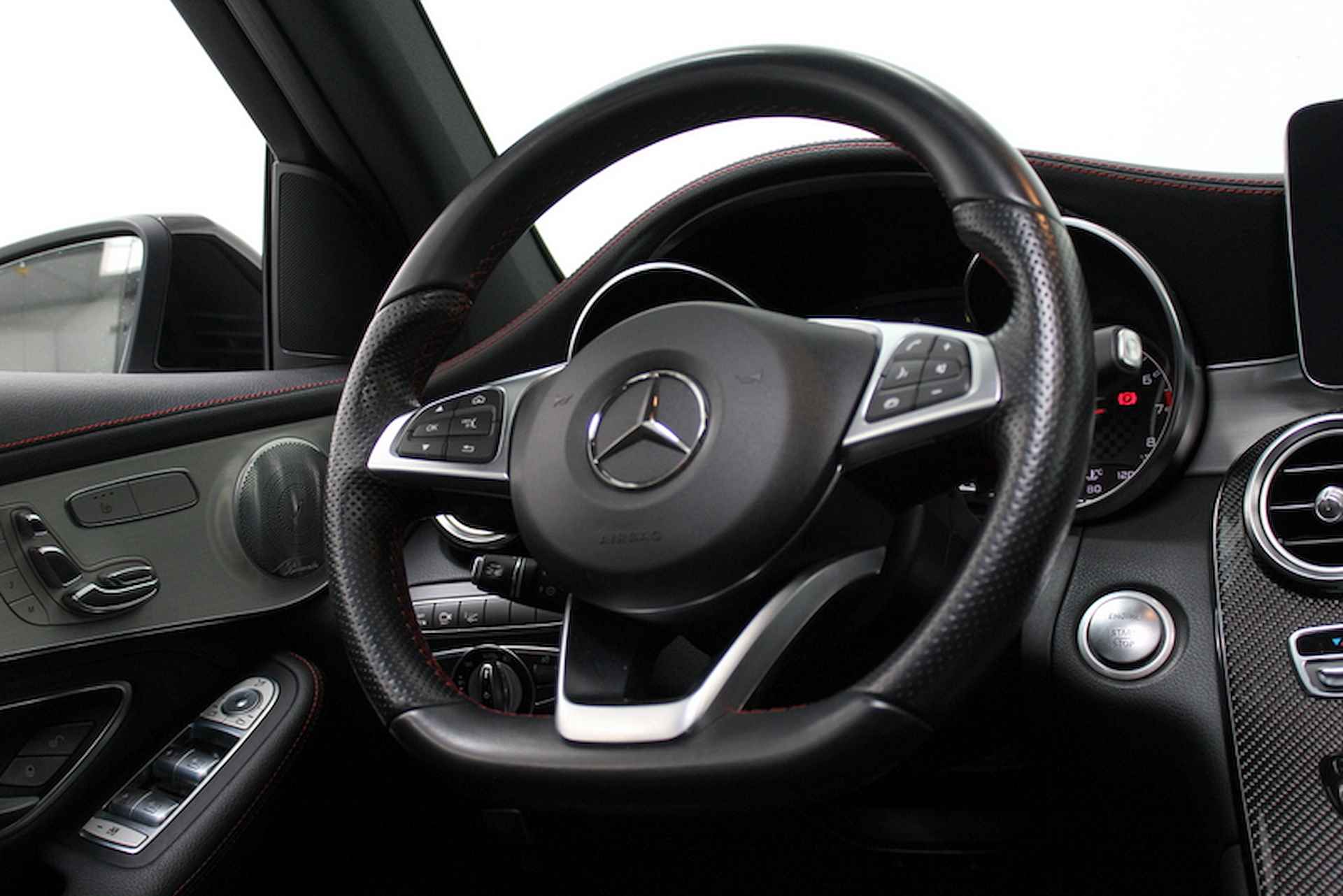 Mercedes-Benz GLC 43 AMG 4MATIC 368PK | PANORAMADAK | BURMESTER | HEAD-UP DISPLAY | WEGKLAPBARE TREKHAAK - 31/48