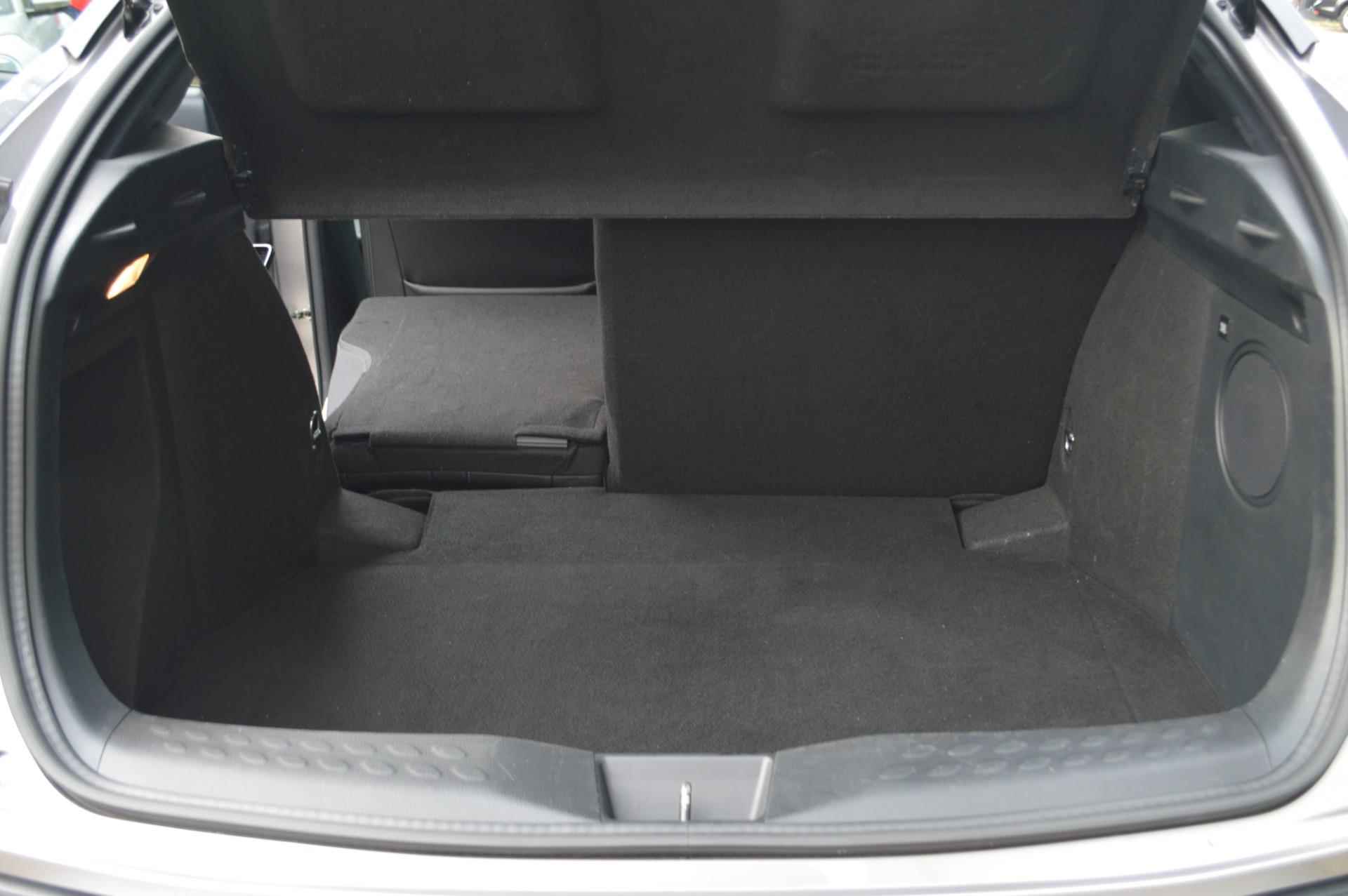 Toyota C-HR 1.8 Hybrid Bi-Tone Plus | UNIEK!!!| Elektrisch open dak | leder | navigatie - 17/36