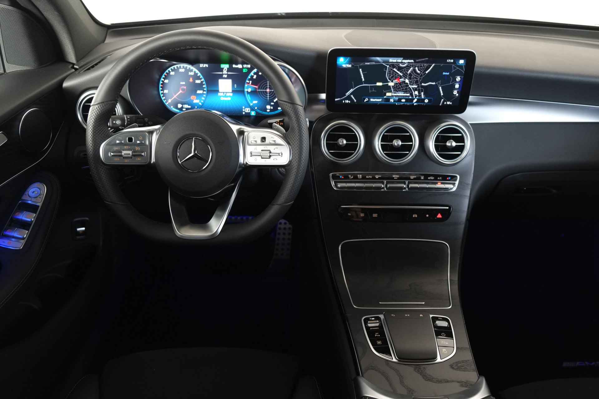 Mercedes-Benz GLC 300e 4MATIC AMG Line / Opendak / Navi / Carplay / LED - 13/38