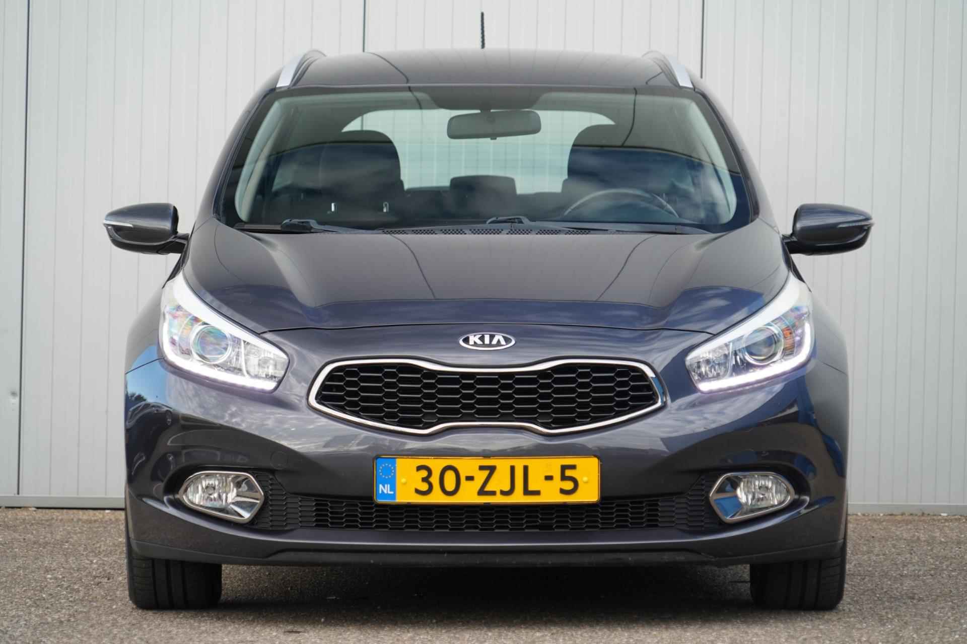 Kia Cee'd Sportswagon 1.6 GDI Comfort Pack / Airco / Trekhaak / Camera / NL-Auto / Elek. Ramen - 20/35