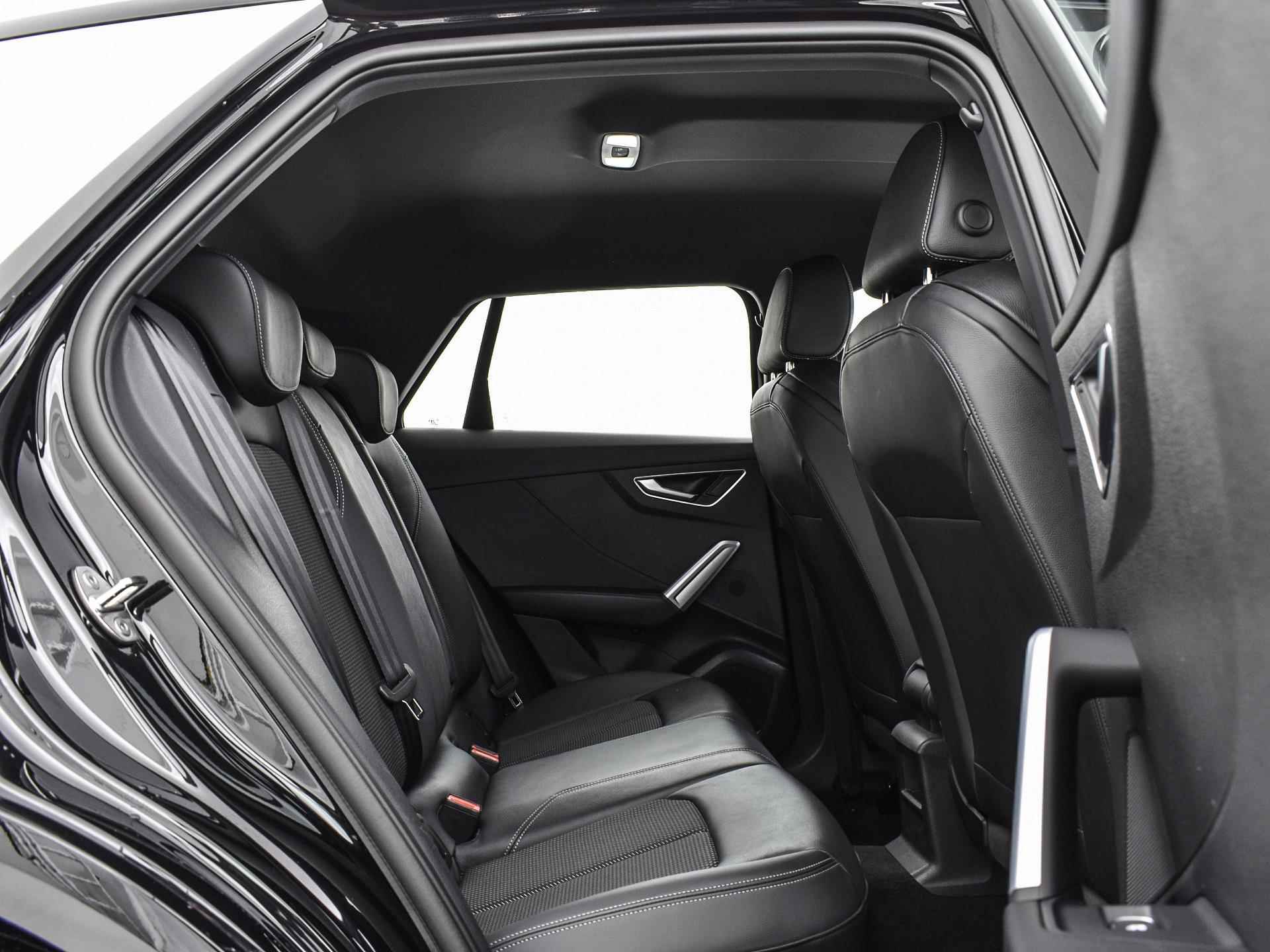 Audi Q2 35 Tfsi 150pk S-Tronic S Edition | Camera | Virtual Cockpit | Apple Car Play | Navigatie | 17"Velgen | P-Sensoren | Garantie t/m 09-01-2027 of 100.000km - 15/35