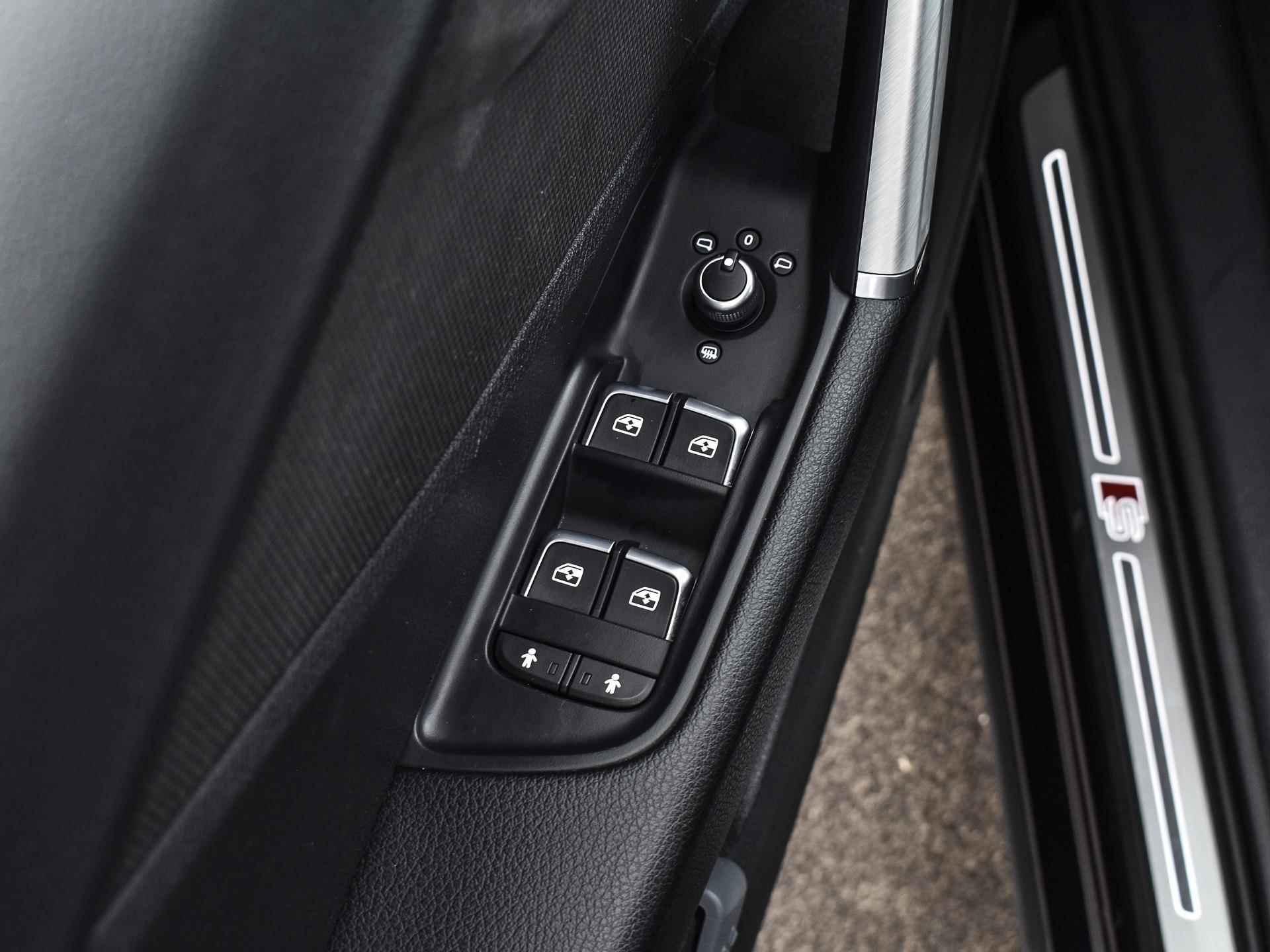 Audi Q2 35 Tfsi 150pk S-Tronic S Edition | Camera | Virtual Cockpit | Apple Car Play | Navigatie | 17"Velgen | P-Sensoren | Garantie t/m 09-01-2027 of 100.000km - 30/35