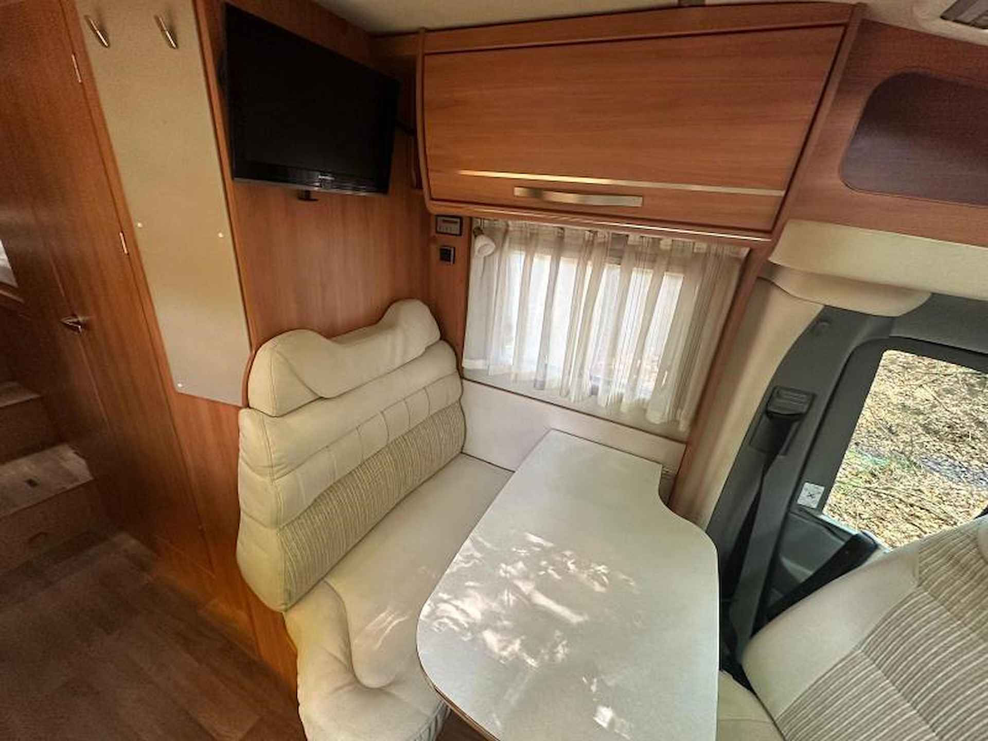 Hymer ML-T 580  Enkele Bedden Automaat - 15/21