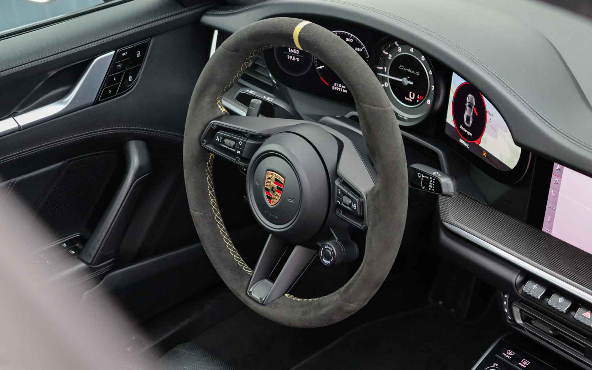 Porsche 911 Turbo S | Stoelventilatie | Lift | Schuifdak | LED Matrix | Keramisch - 29/37