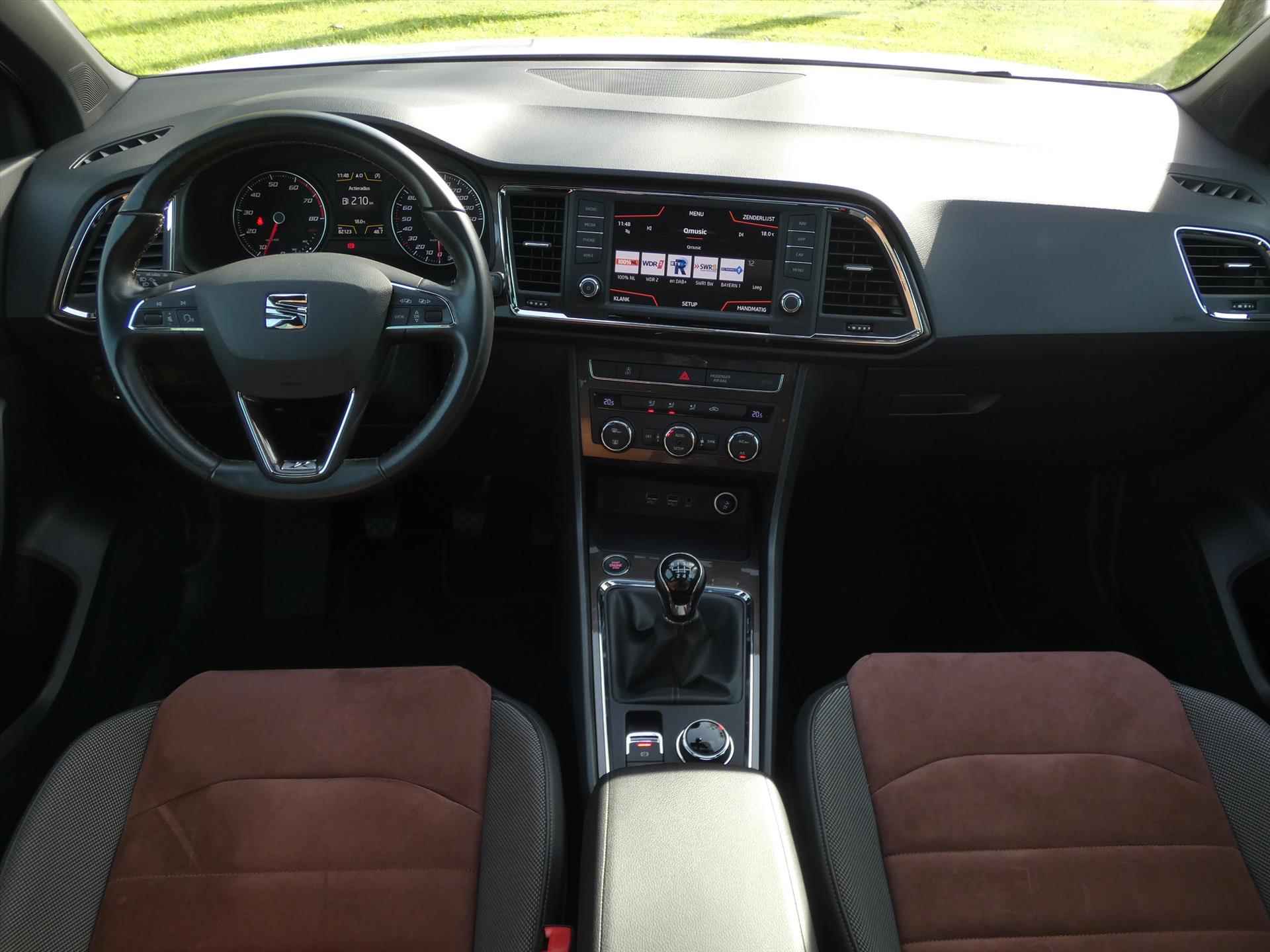 SEAT Ateca 1.4 EcoTSI 150pk Xcellence | Panoramadak | Carplay |  Led | - 5/45