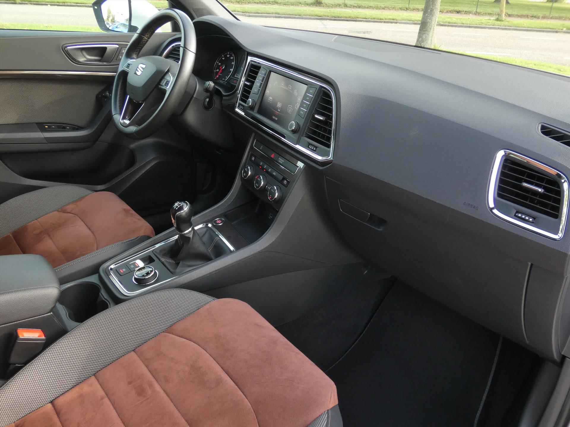 SEAT Ateca 1.4 EcoTSI 150pk Xcellence | Panoramadak | Carplay |  Led | - 36/45